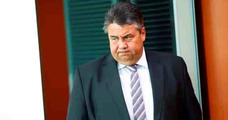 Pour sigmar gabriel, angela merkel a sous-estime le defi migratoire