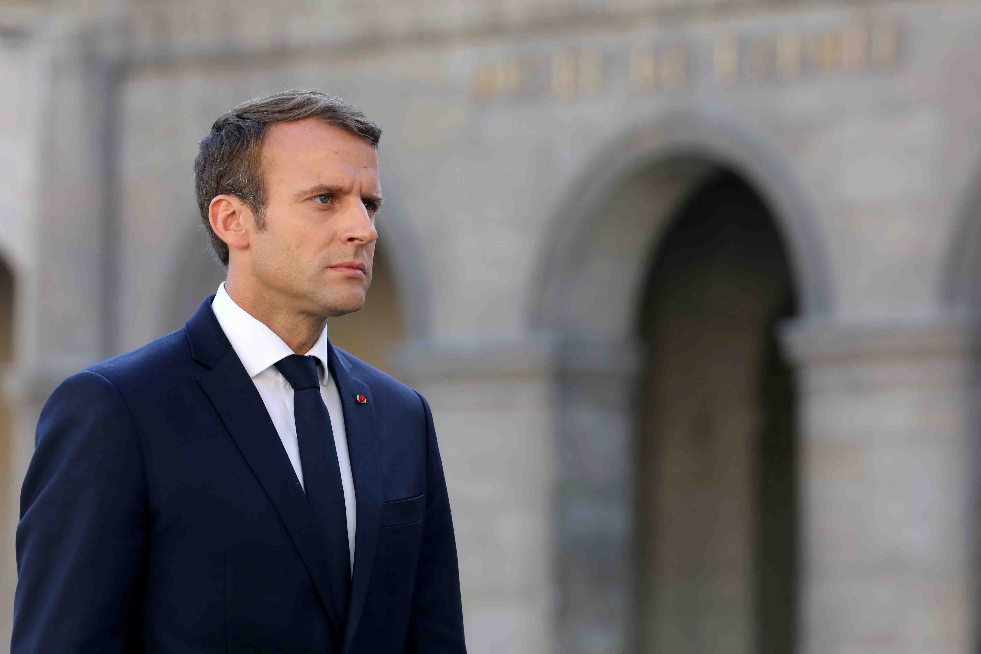 Macron va poursuivre avec merkel une "cooperation essentielle pour l'europe"