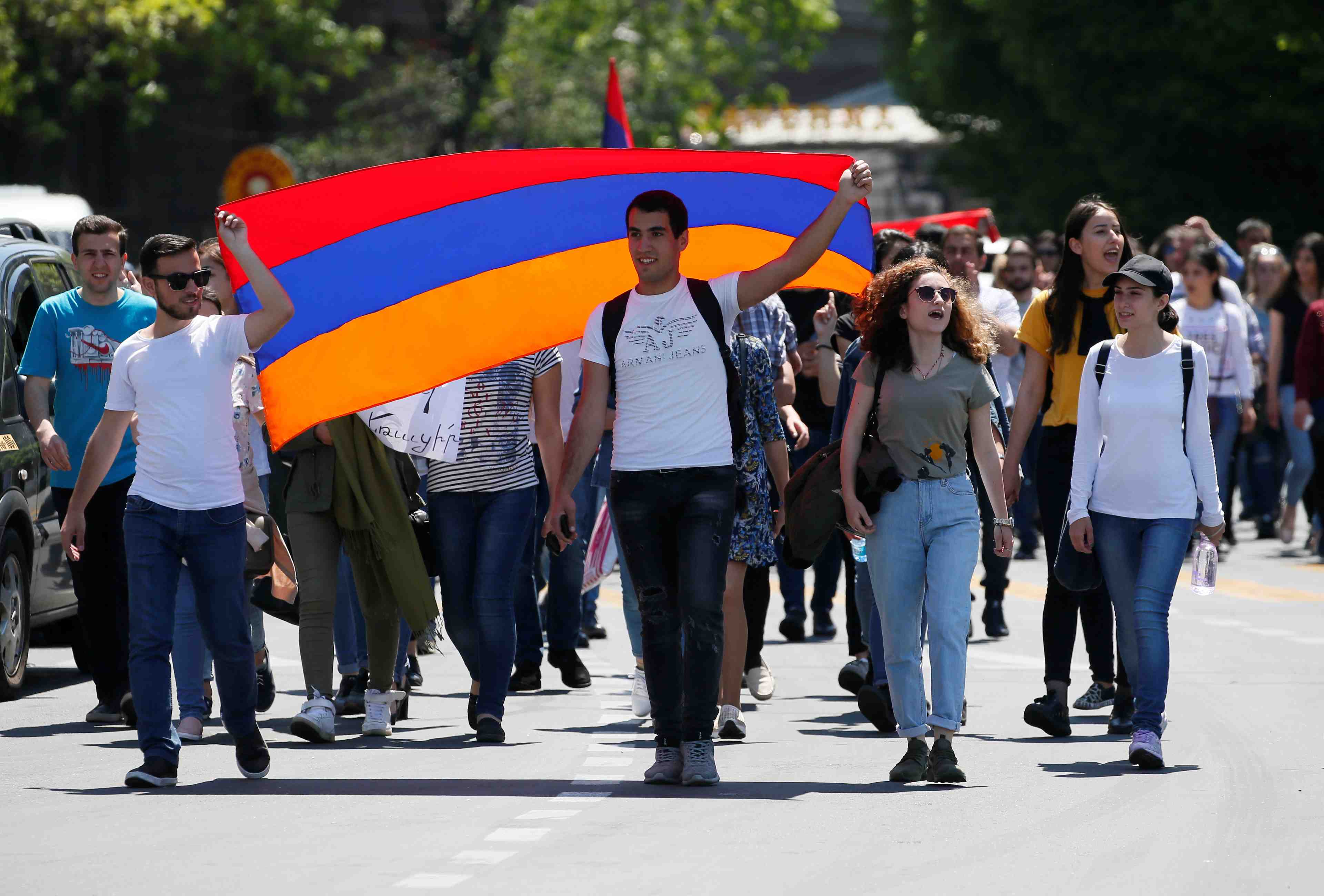 Armenie: rencontre entre pachinian et le president sarkissian