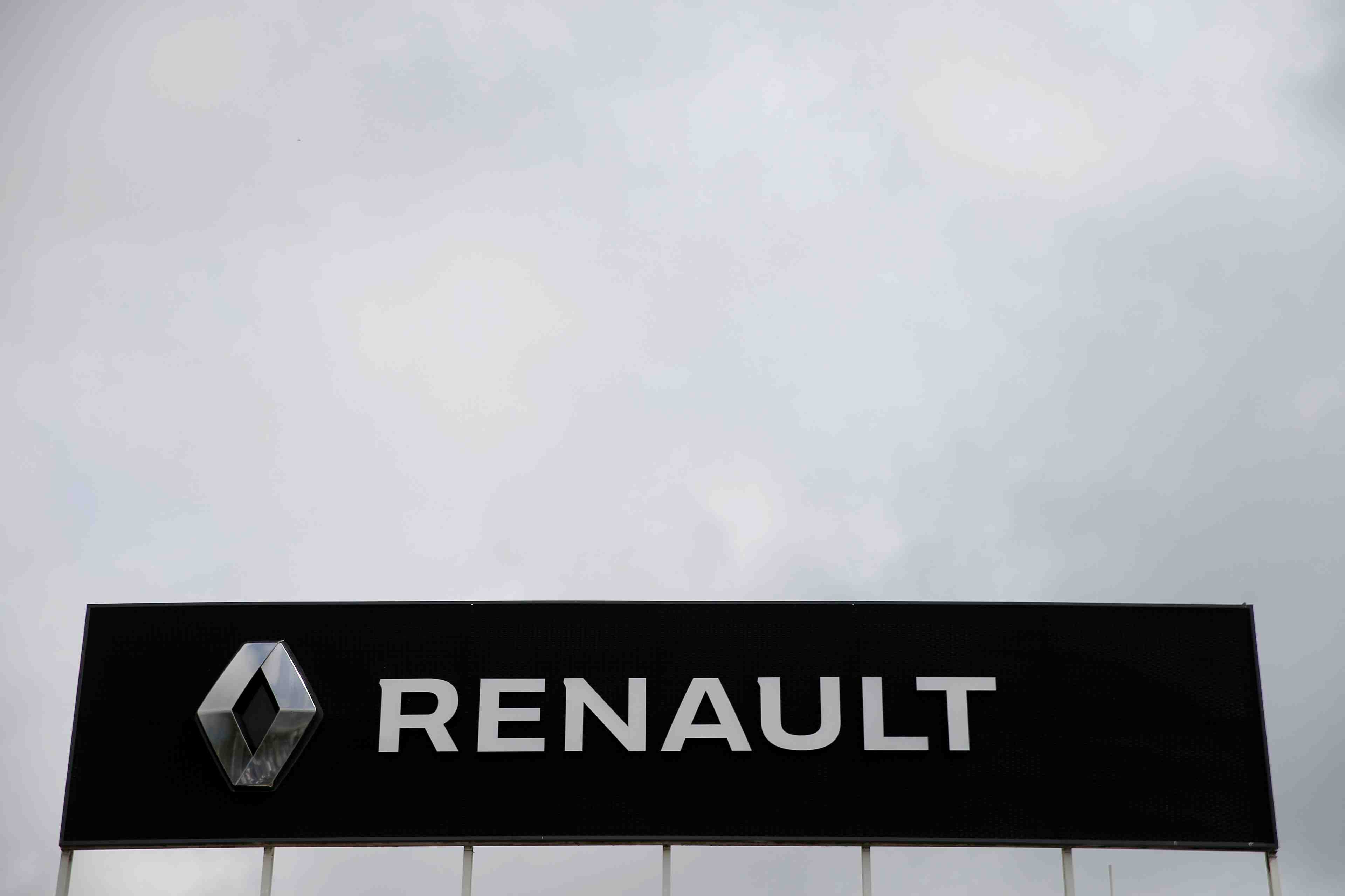 Renault: reunion jeudi avec les syndicats sur le plan d'economies