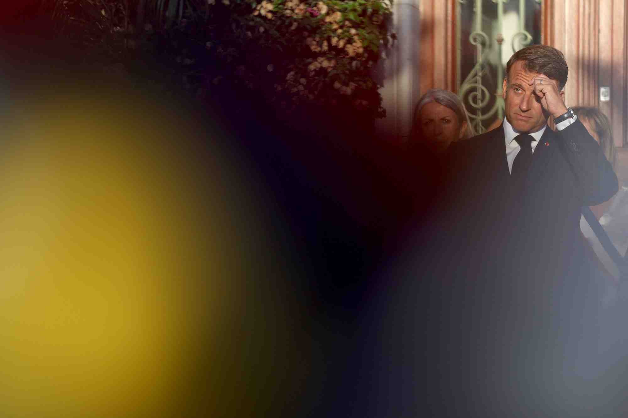 Emmanuel macron lors d'une ceremonie de commemoration
