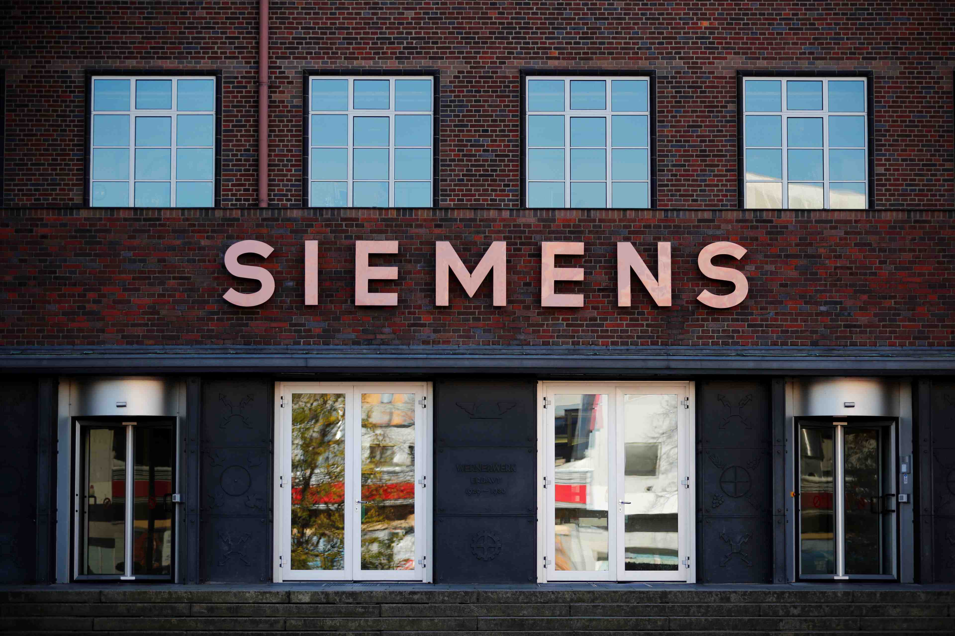 Siemens/alstom: les syndicats contre des concessions ue trop drastiques