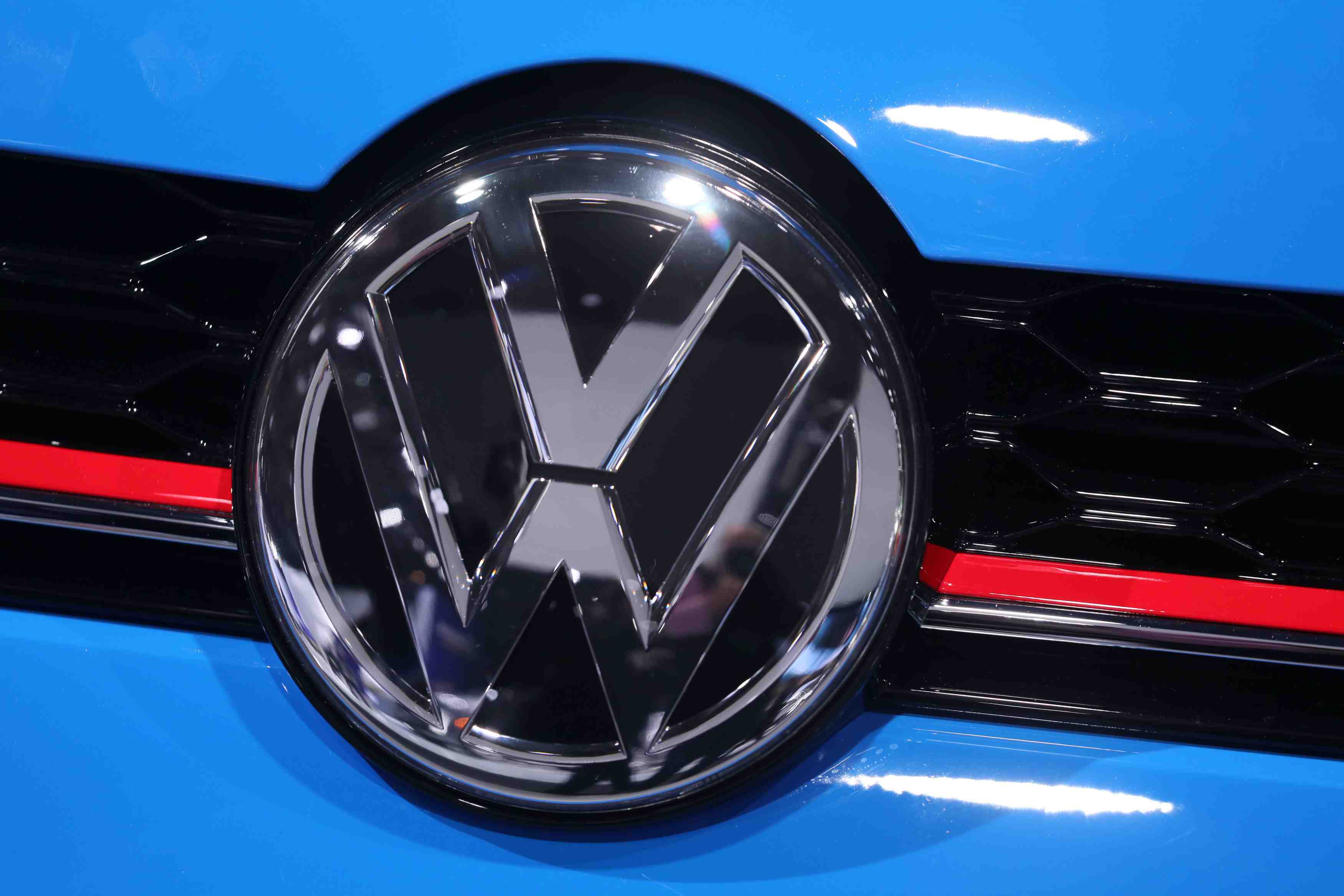 Volkswagen cree une division dediee aux batteries electriques