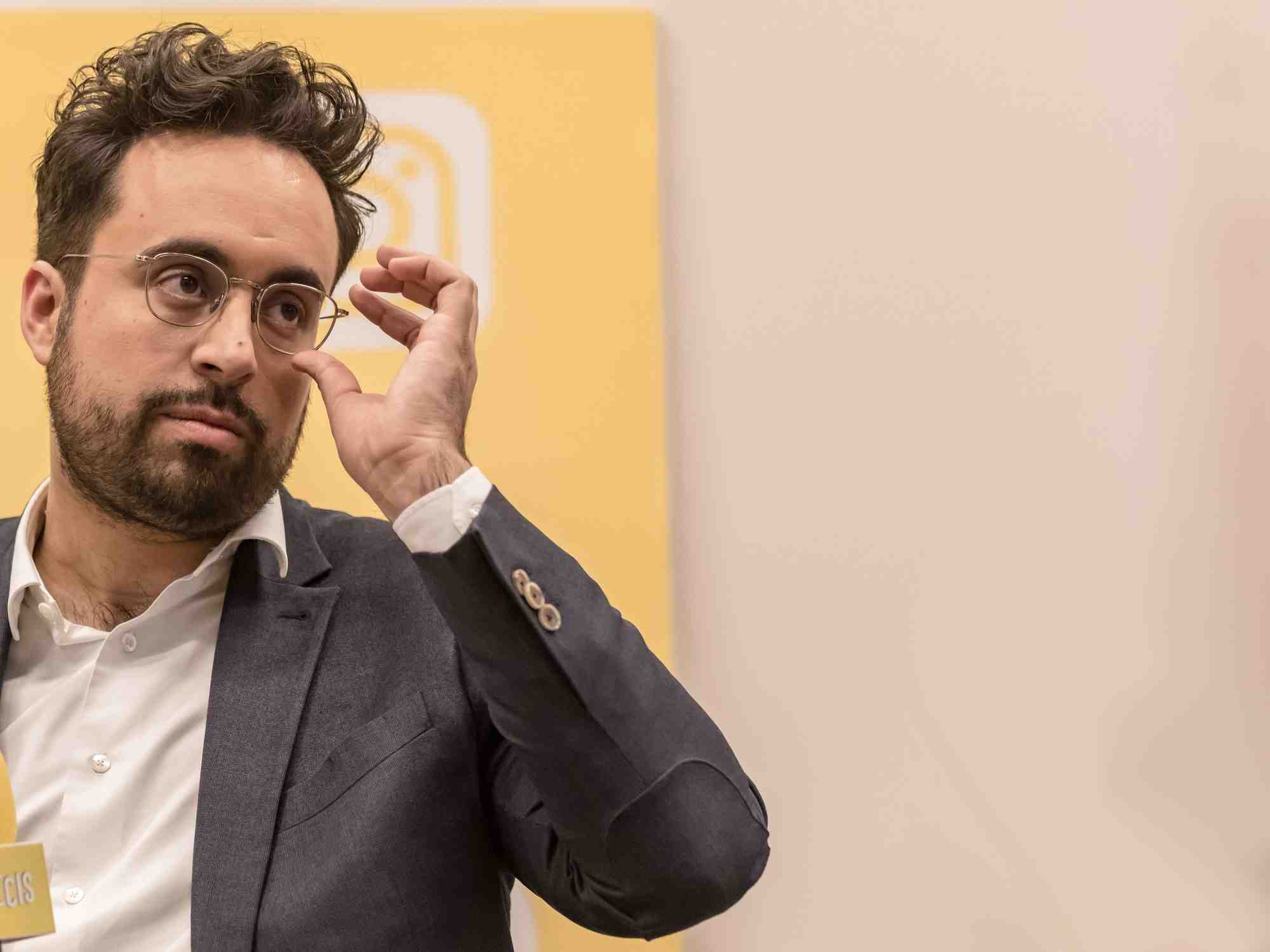 Mounir Mahjoubi sort l'artillerie lourde contre les géants du Net américains, et particulièrement contre l'ogre du e-commerce Amazon.
