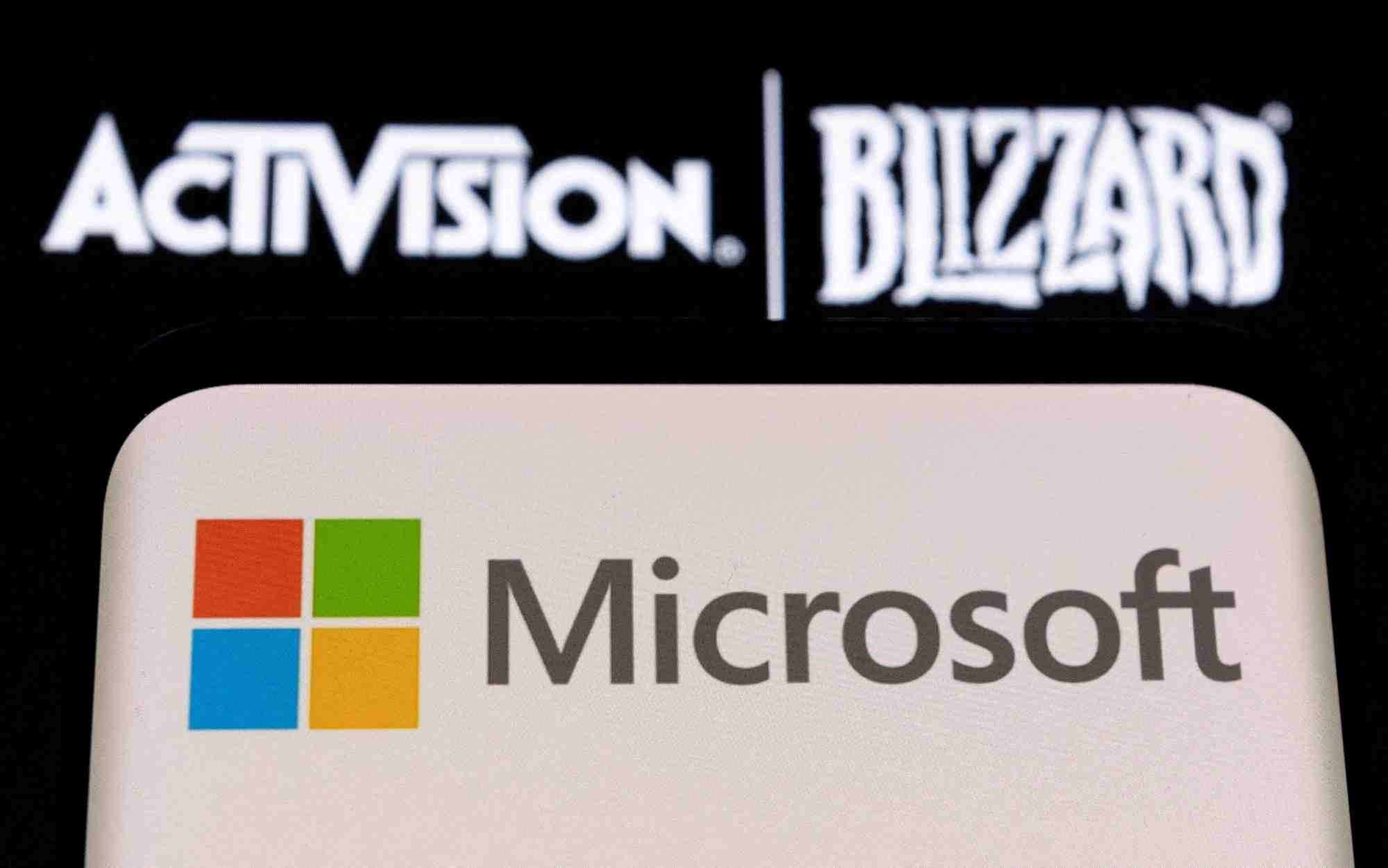 Les logos de microsoft et activision blizzard
