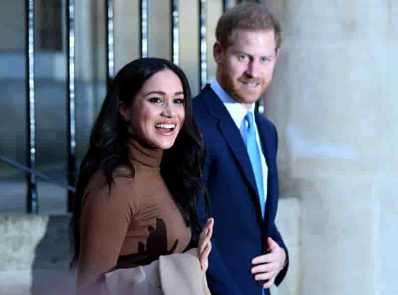La reine elizabeth donne sa benediction aux aspirations d'harry et meghan
