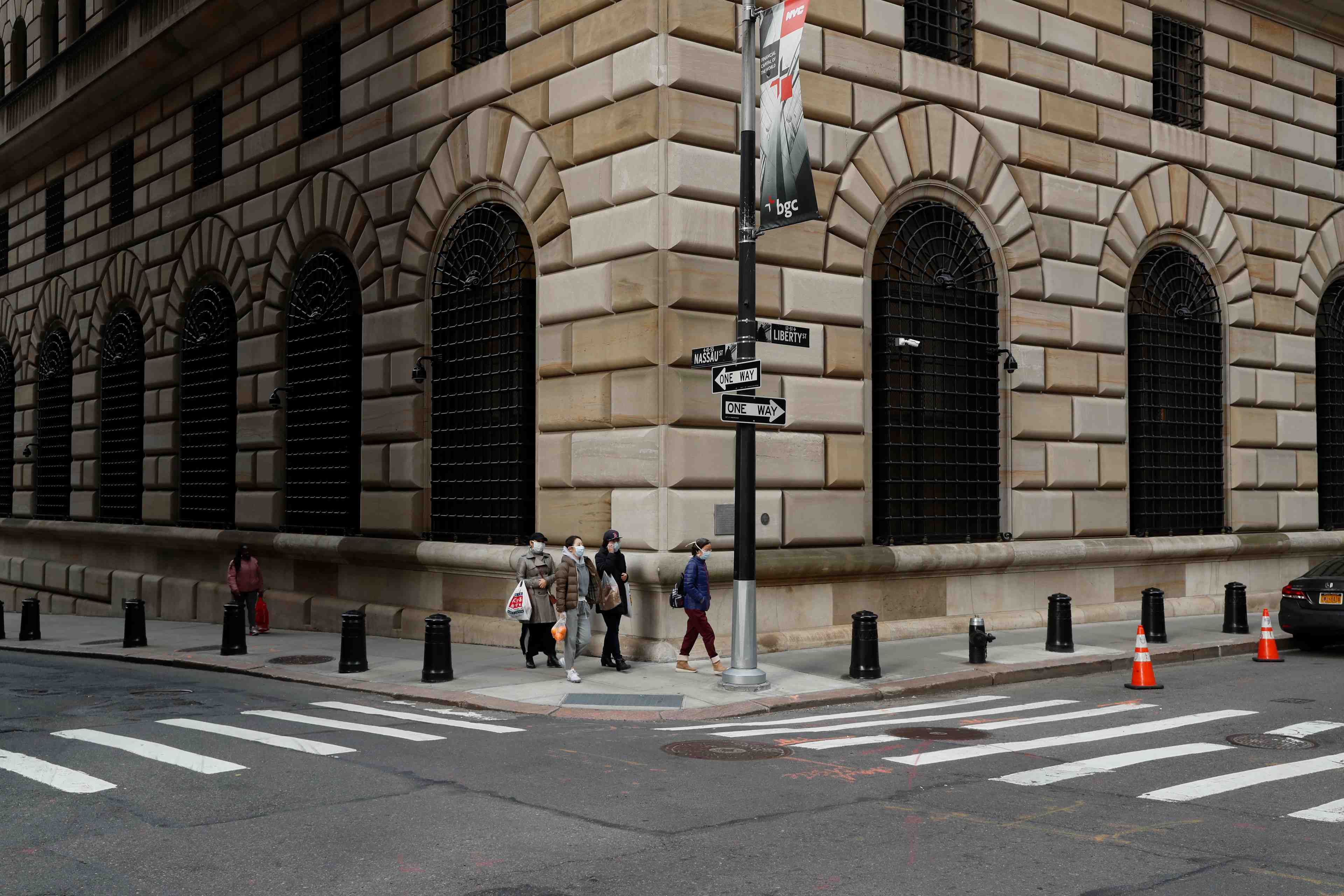 Usa: le tresor prive la fed de fonds de soutien a l'economie