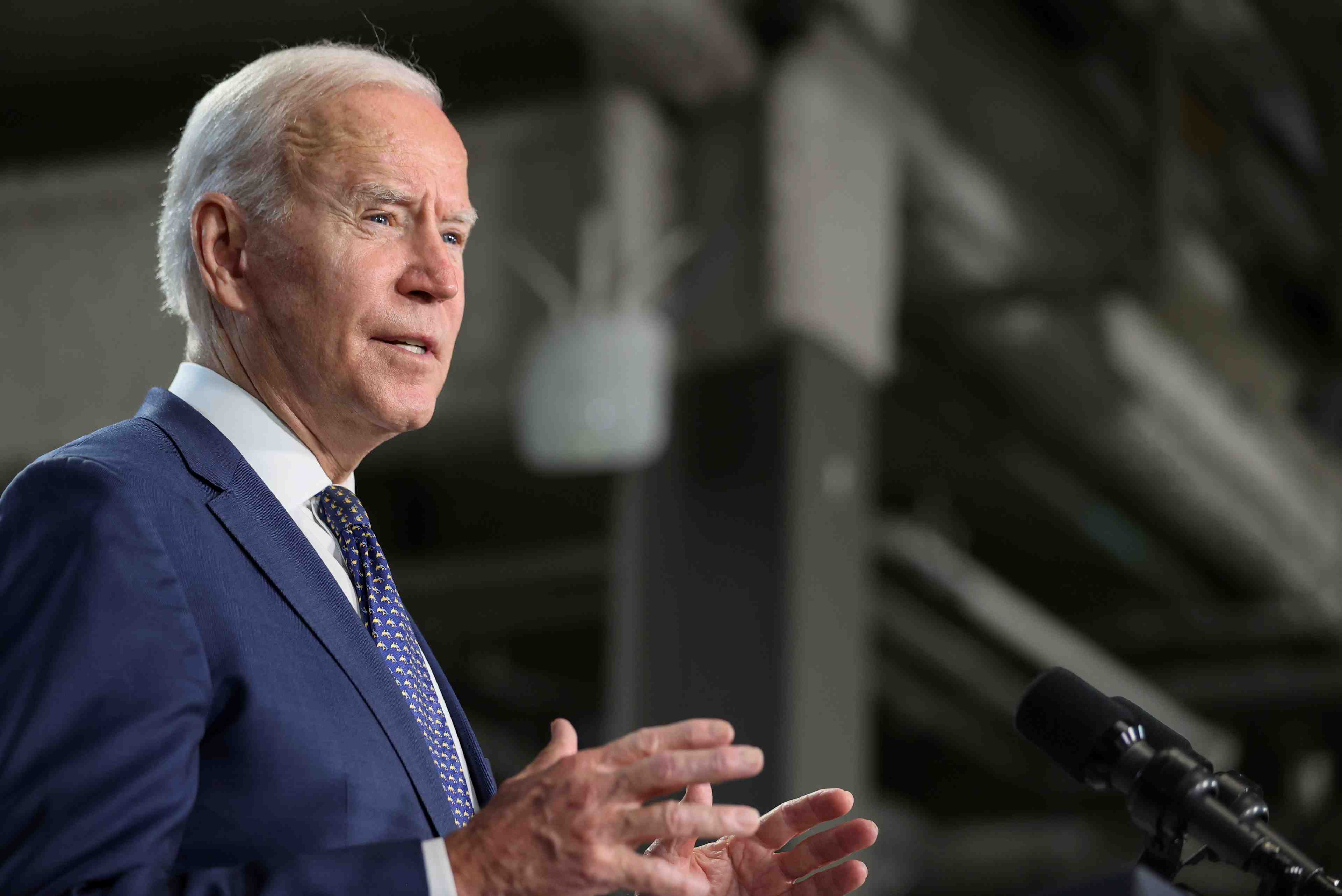 Biden releve le plafond d’accueil de refugies