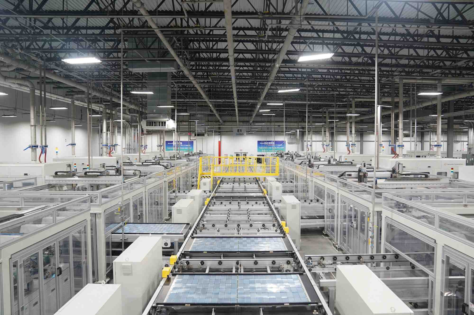 Une usine de panneaux solaires a dalton, georgie, etats-unis