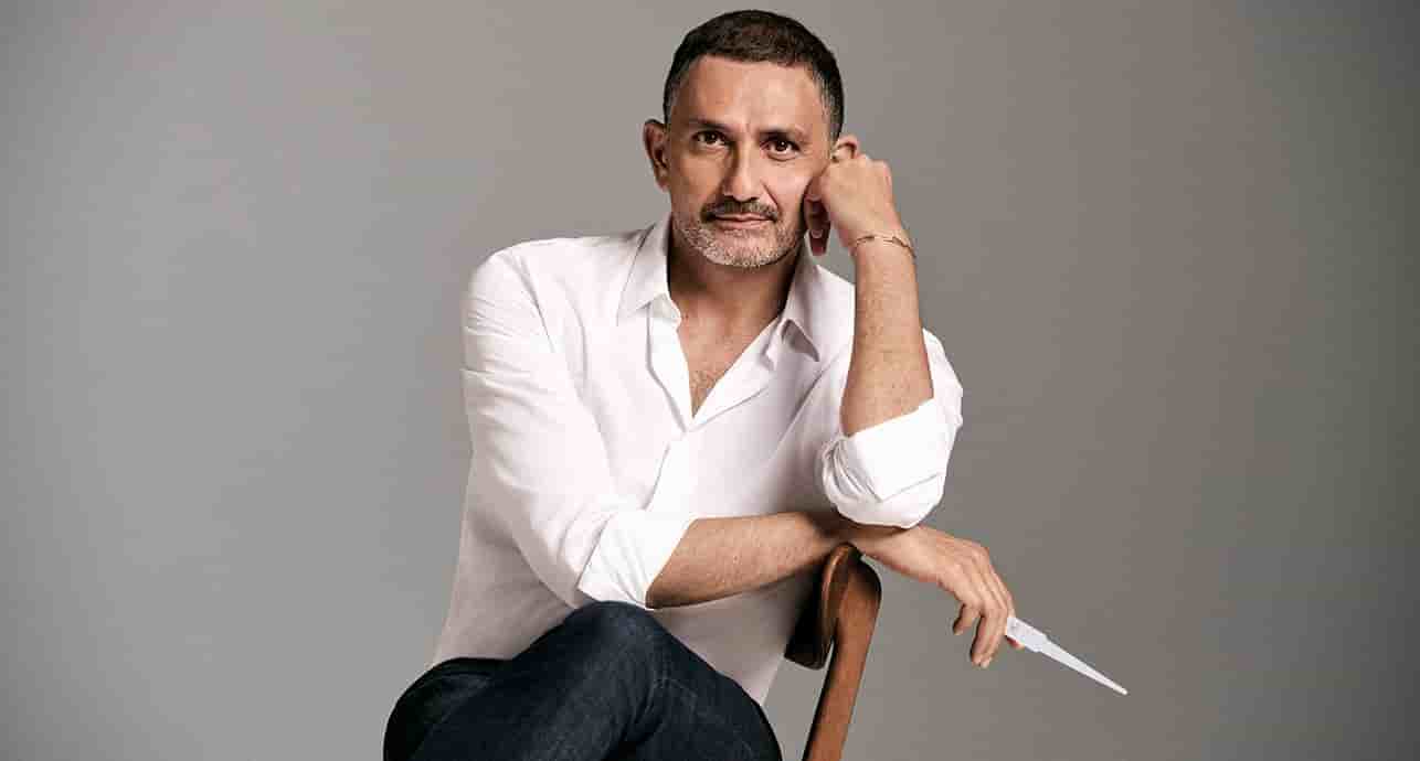 Francis Kurkdjian est artiste, parfumeur.