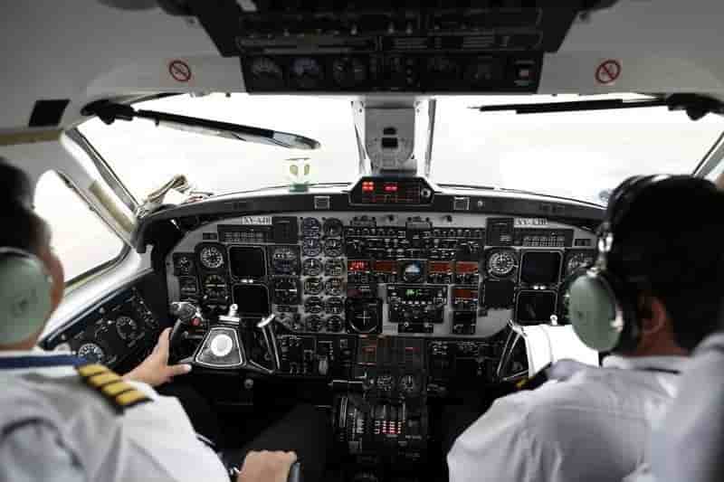Dans l'aeronautique, la course a la revolution numerique est lancee