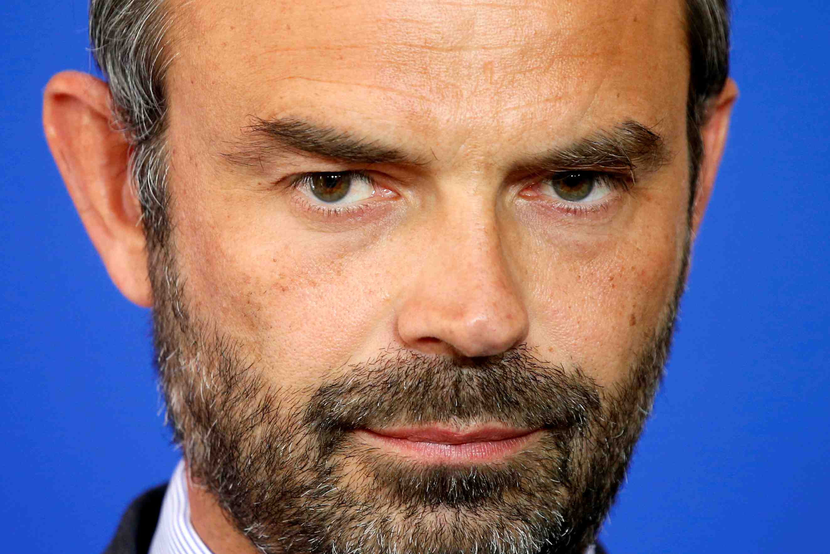 Le prelevement a la source repousse a 2019, dit philippe