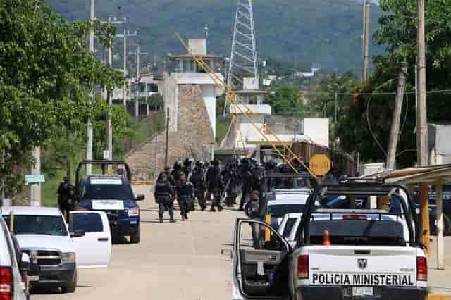 Des combats font au moins 28 morts dans une prison d'acapulco