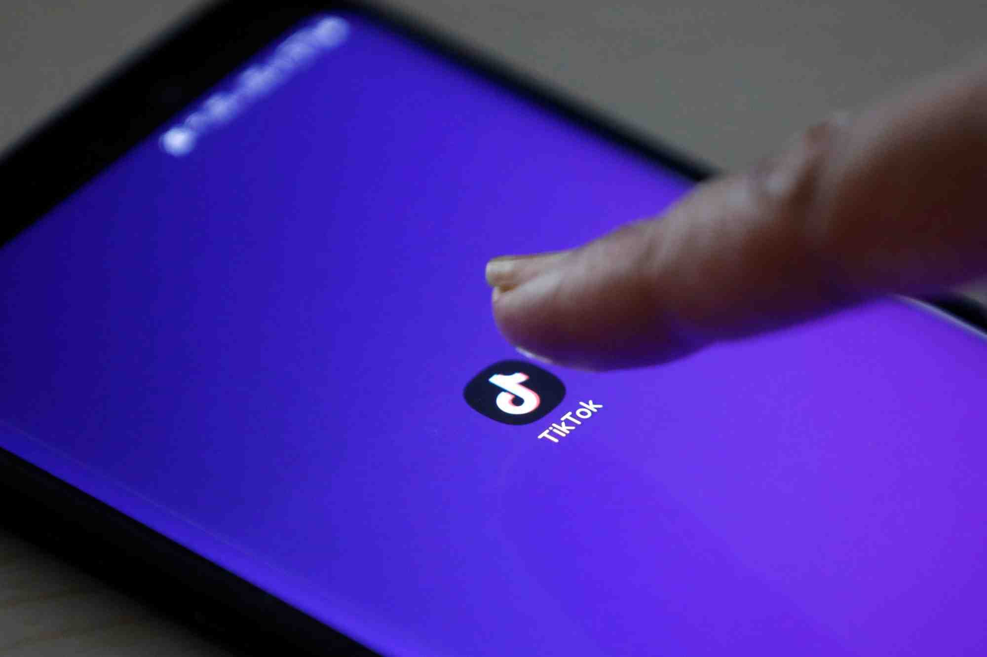 Pour passer entre les mains du régulateur, le chinois ByteDance transforme progressivement TikTok en application 100% américaine.