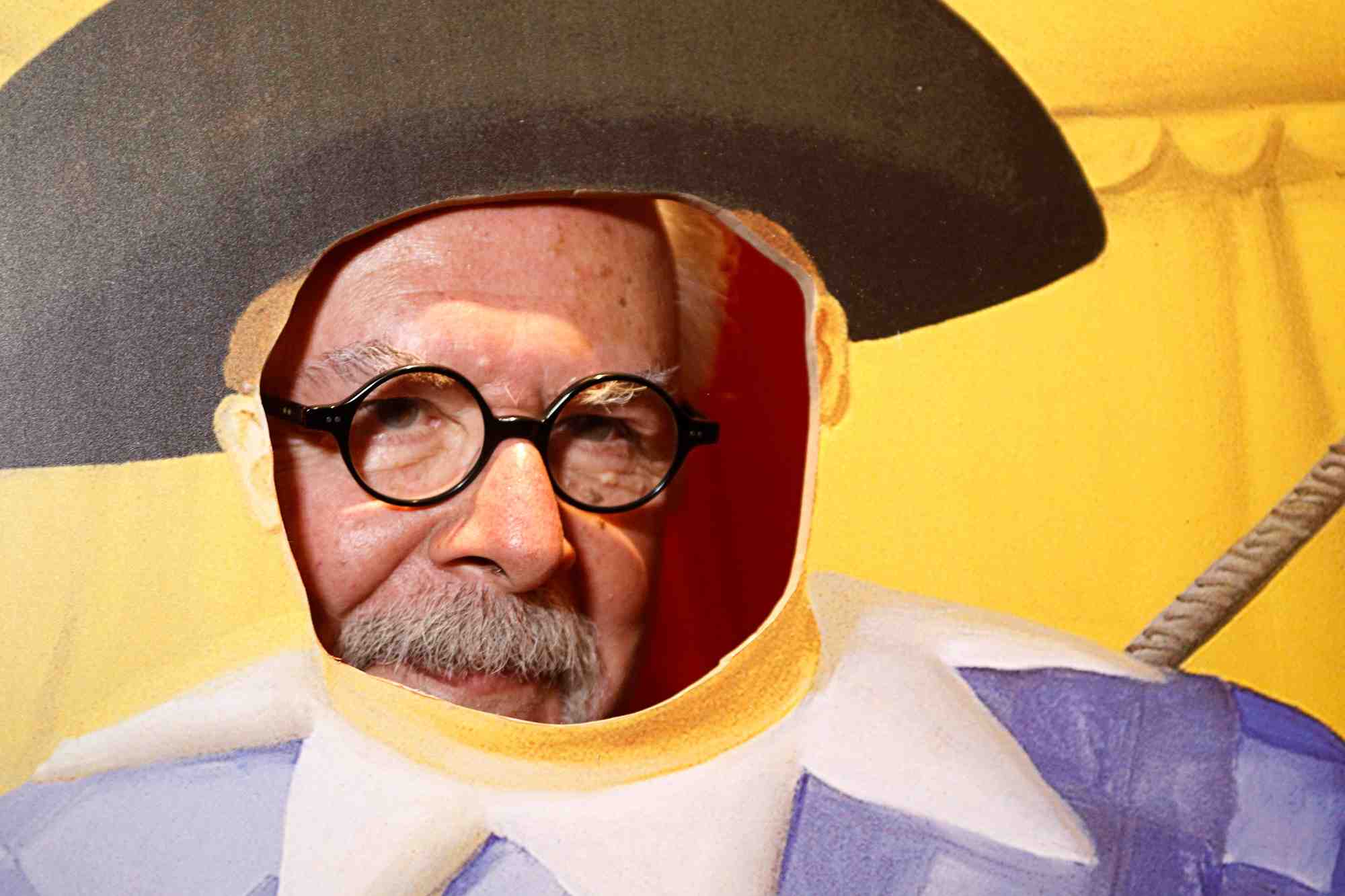 L'artiste colombien fernando botero lors de son exposition a medellin