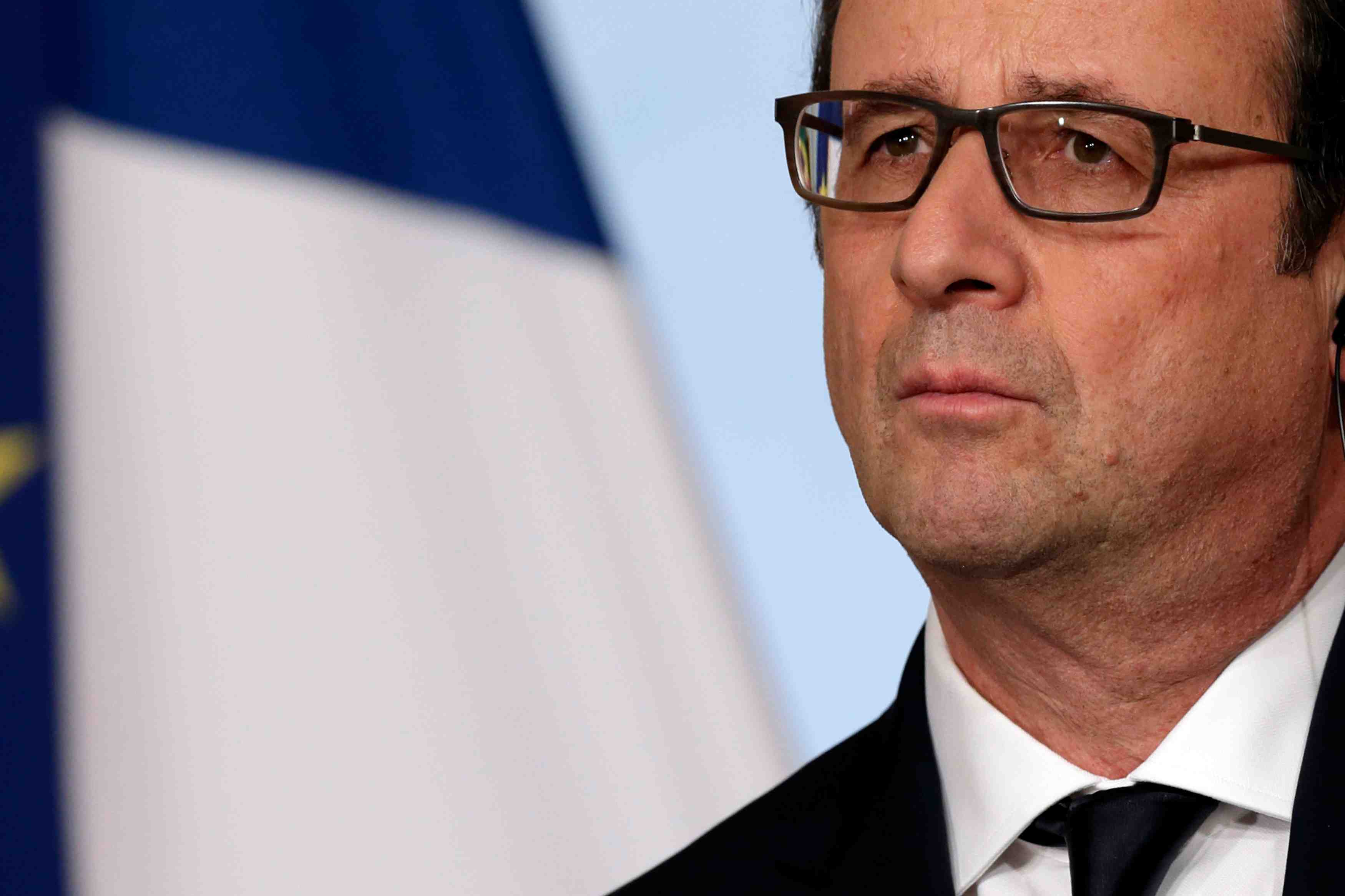 Francois hollande plaide pour le devoir de memoire a izieu