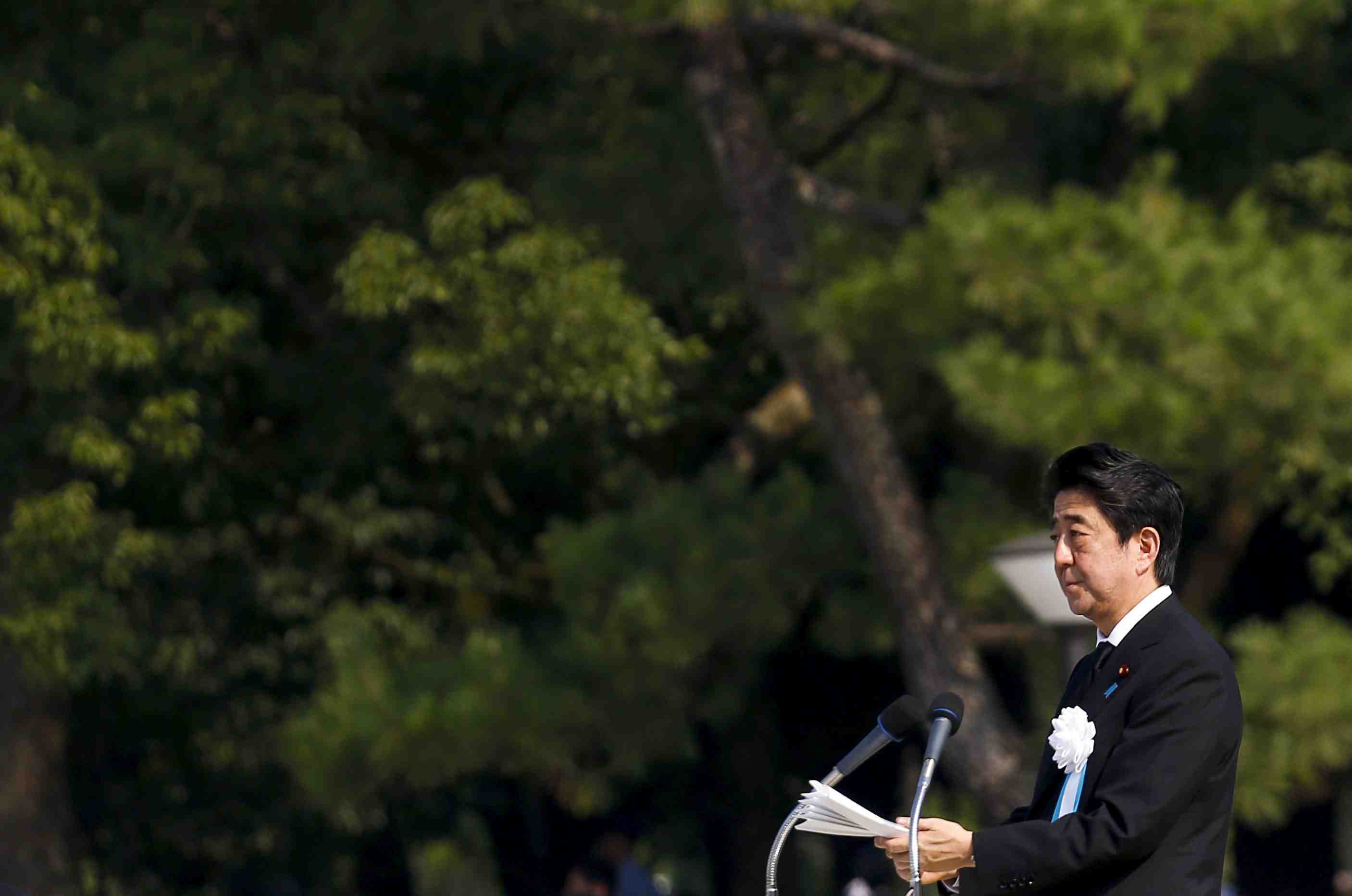 Le japon commemore hiroshima