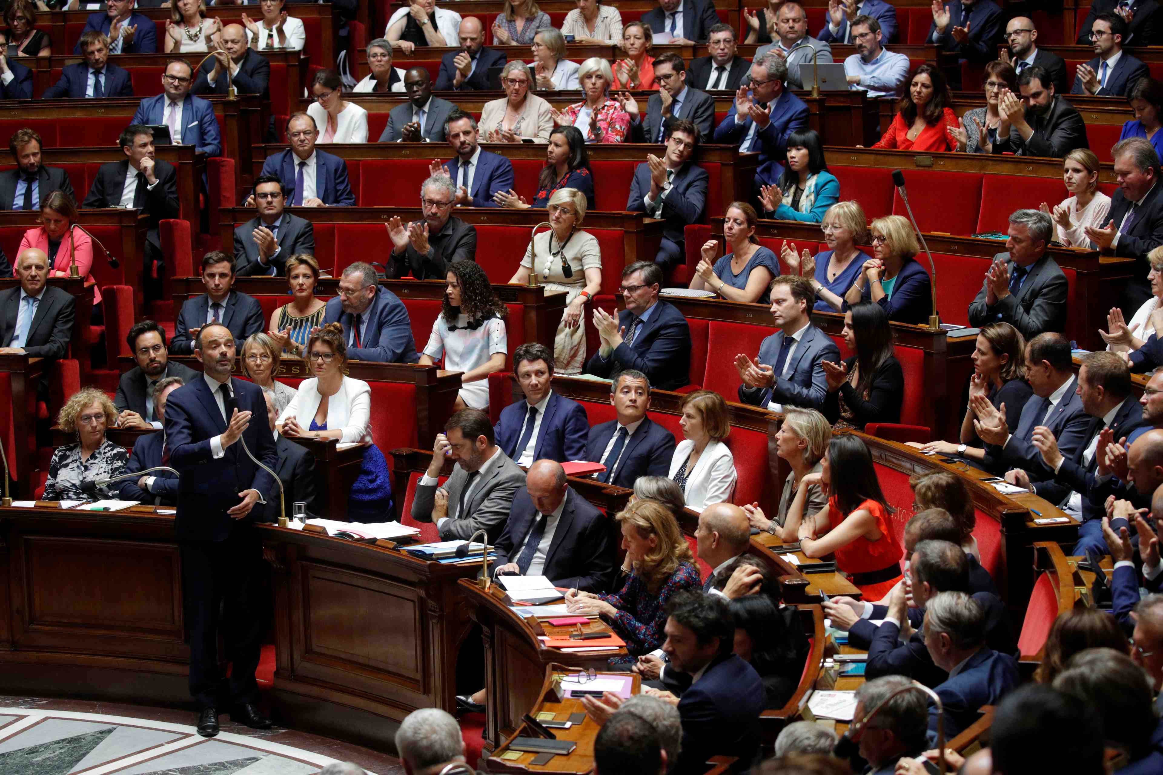 La deputee larem qui a vote contre la loi asile pas exclue
