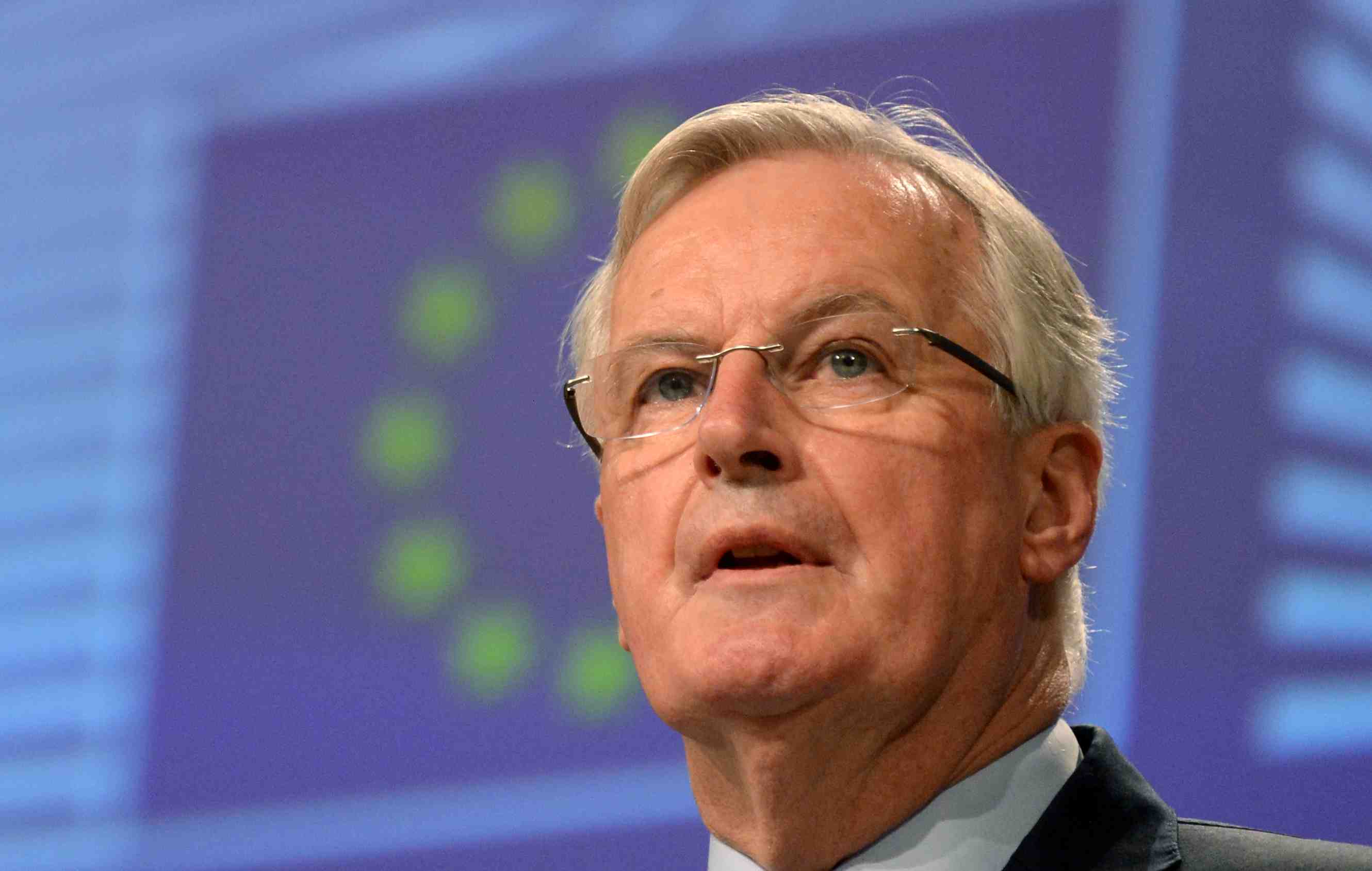 Barnier a reconnu qu'il n'y avait guere eu de progres tangible