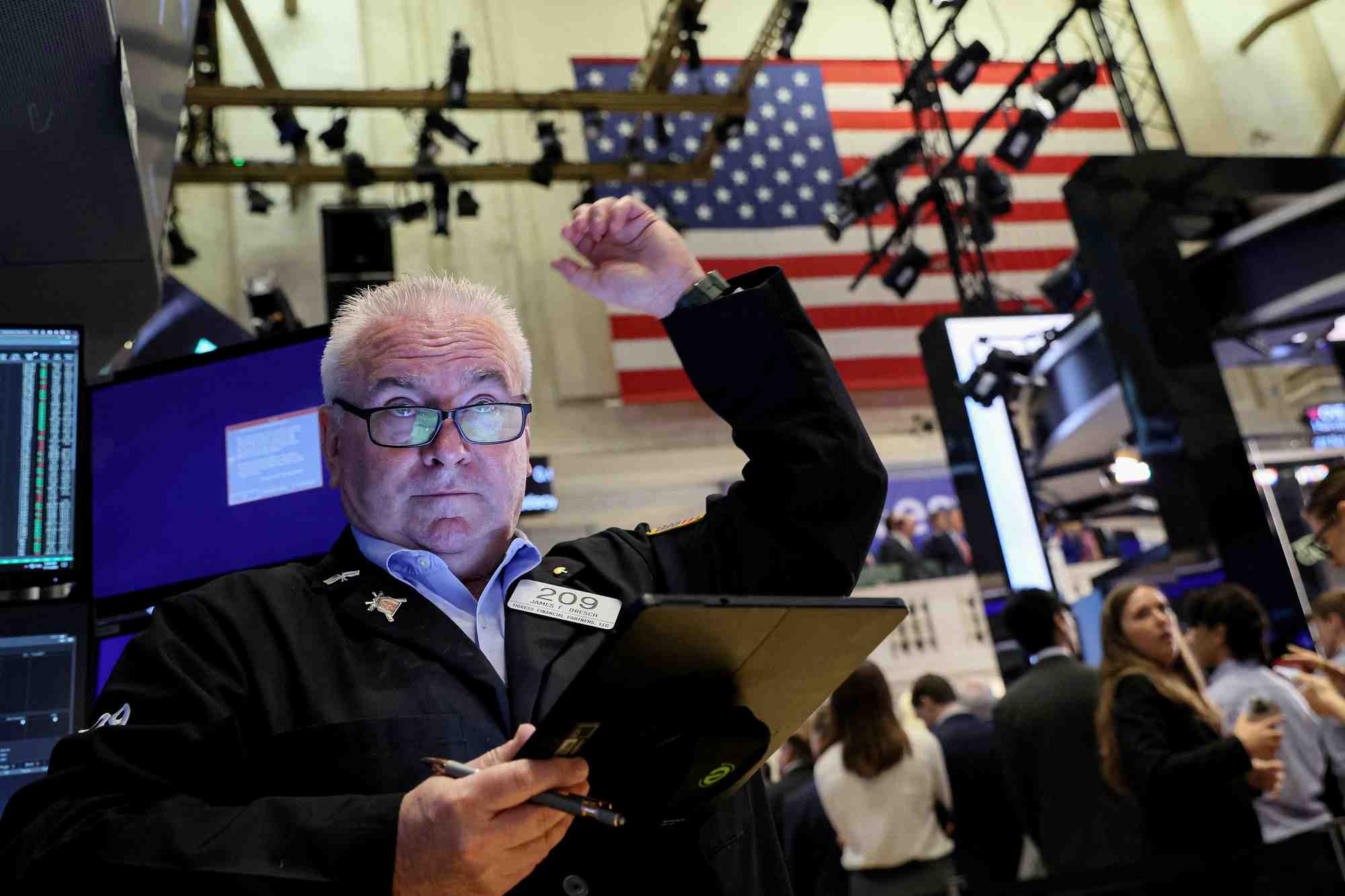 Des traders a la bourse de new york (nyse)