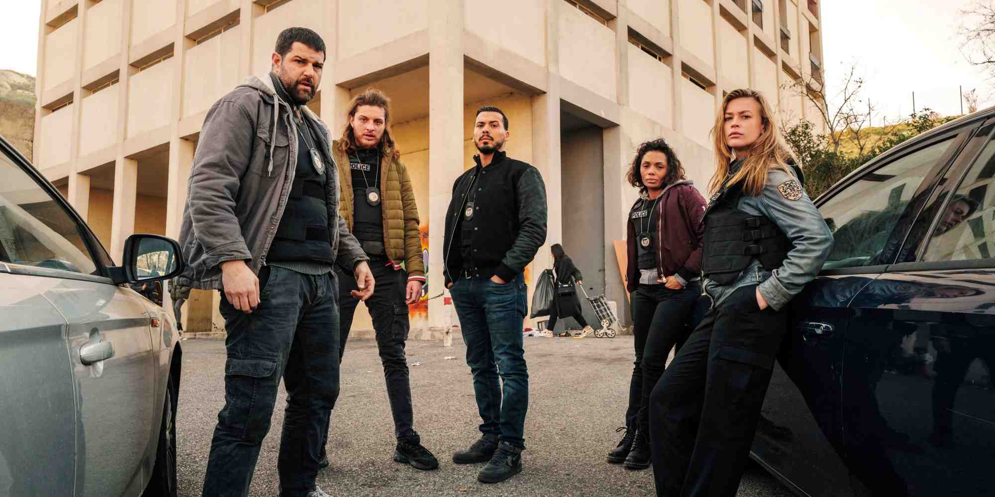 Olivier Barthélémy, Idir Azougli, Tewfik Jallab, Lani Sogoyou et Jeanne Goursaud interprètent les policiers marseillais.