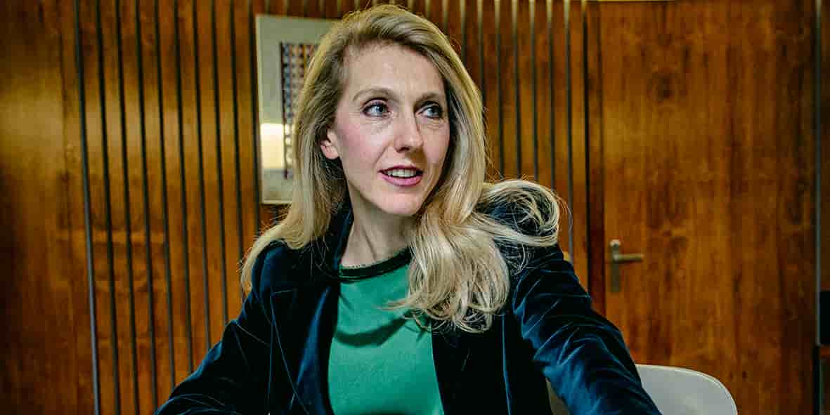 Sibyle Veil dans son bureau, à Radio France, en décembre 2019.