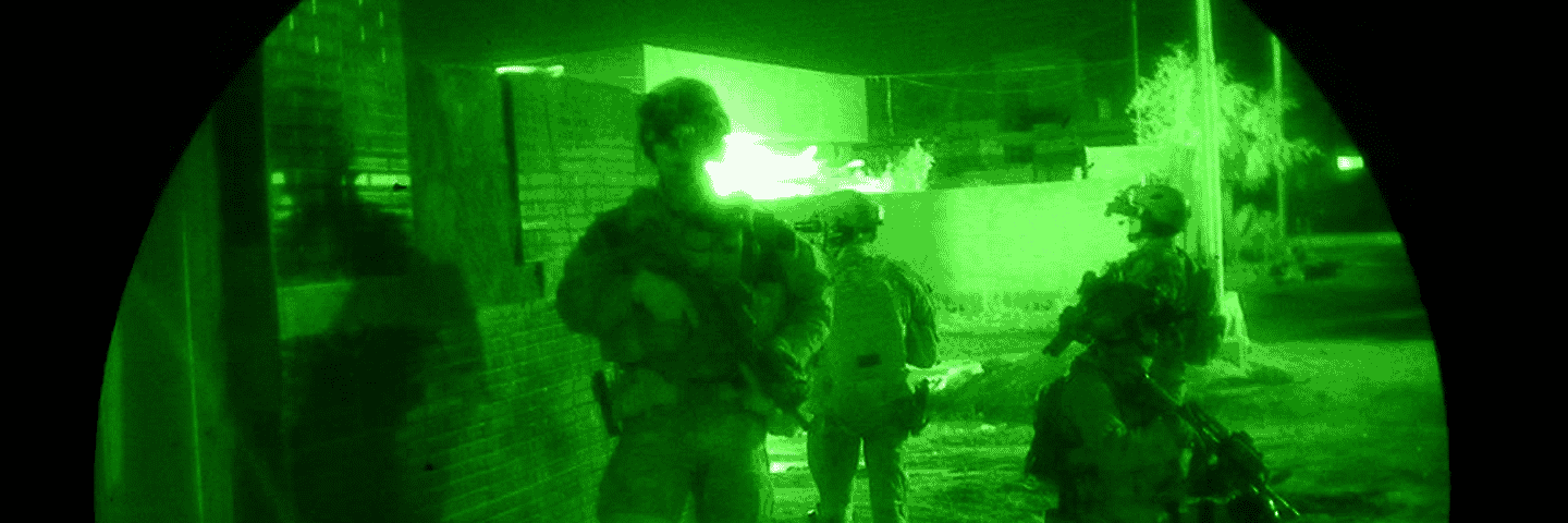 Intensificateur d'image militaire et solution de tubes et systèmes de Photonis