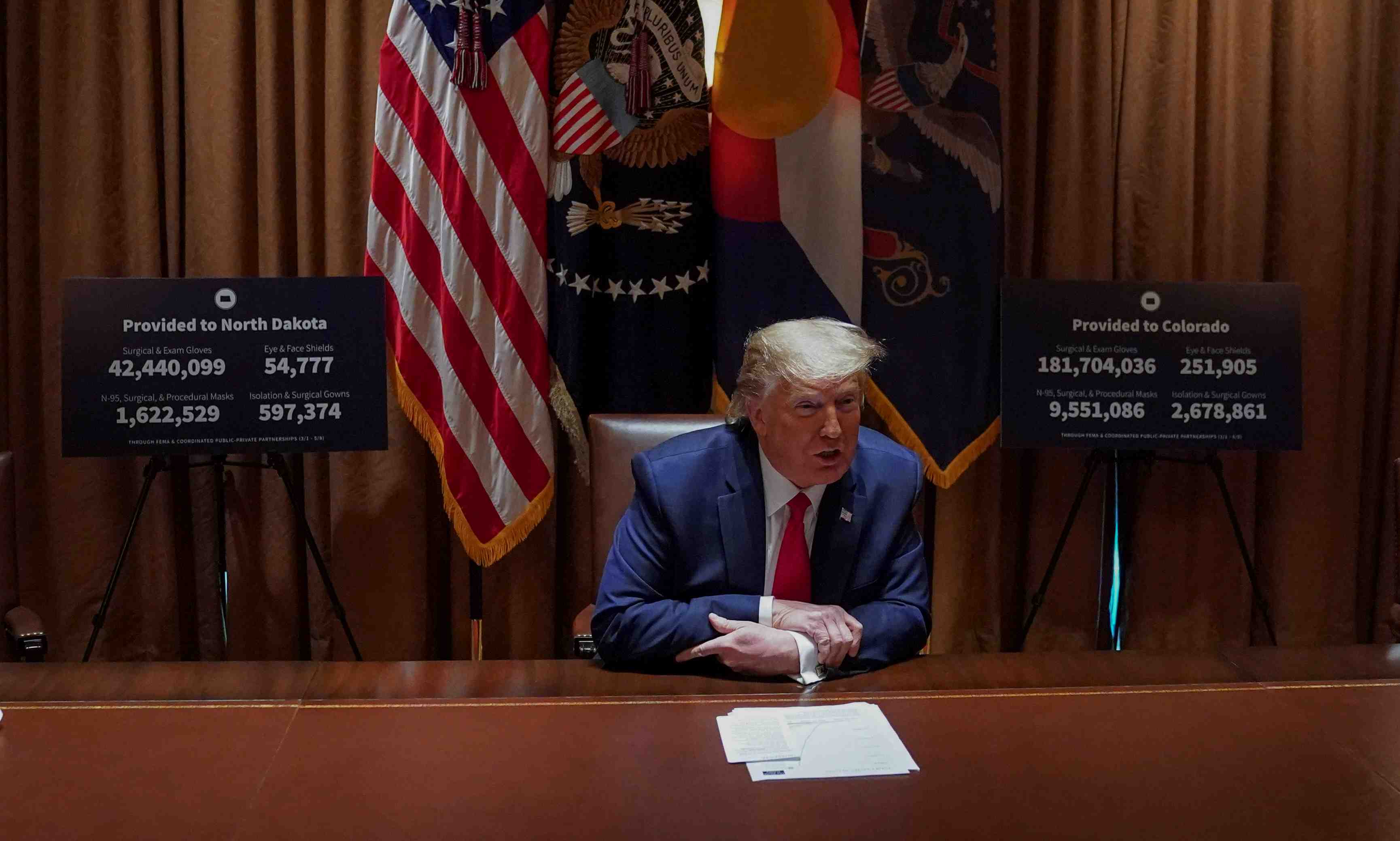 Usa: trump mecontent des propos du dr fauci sur les risques du deconfinement