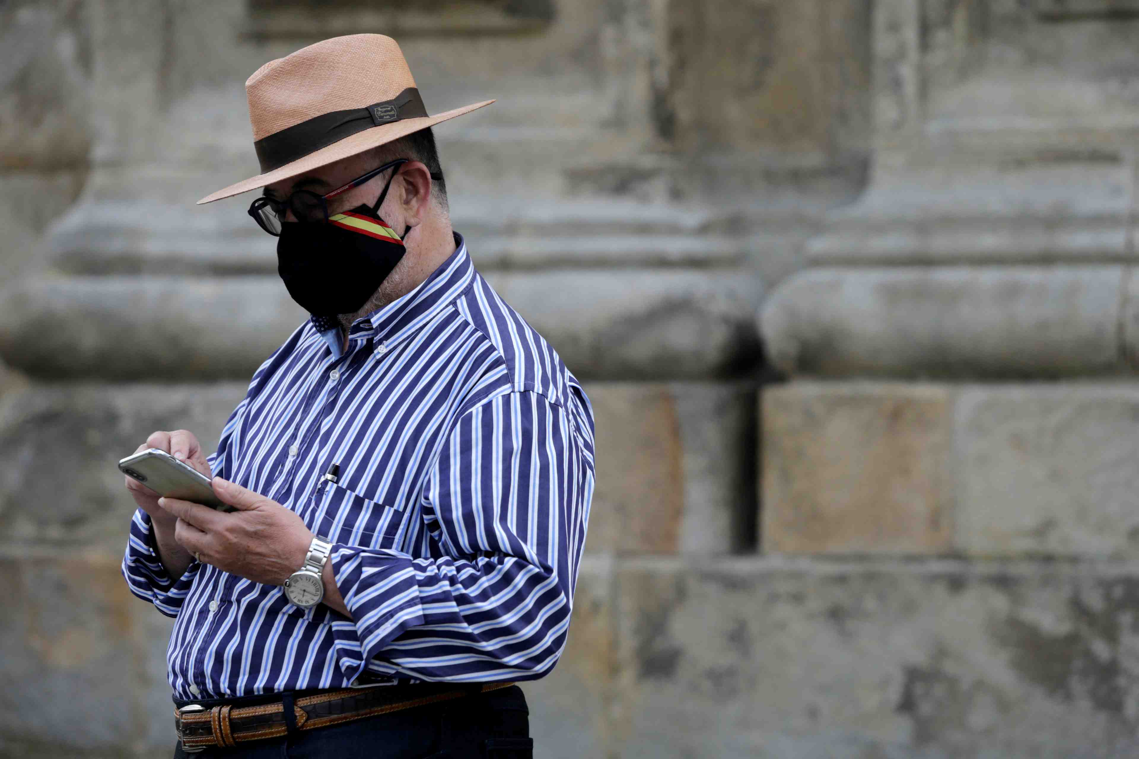 Coronavirus: flambee de nouveaux cas en espagne, le gouvernement se veut rassurant