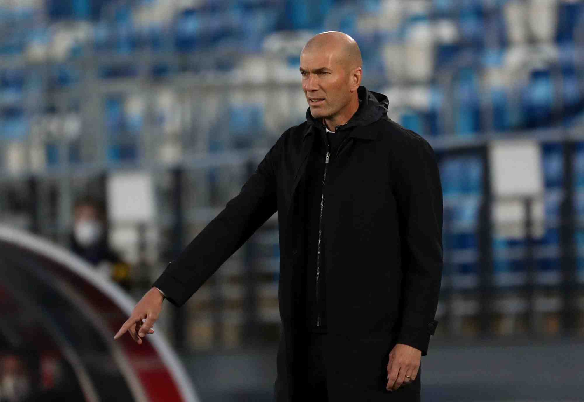 Football: accord de principe pour l'arrivee de zidane au psg, rapporte la presse