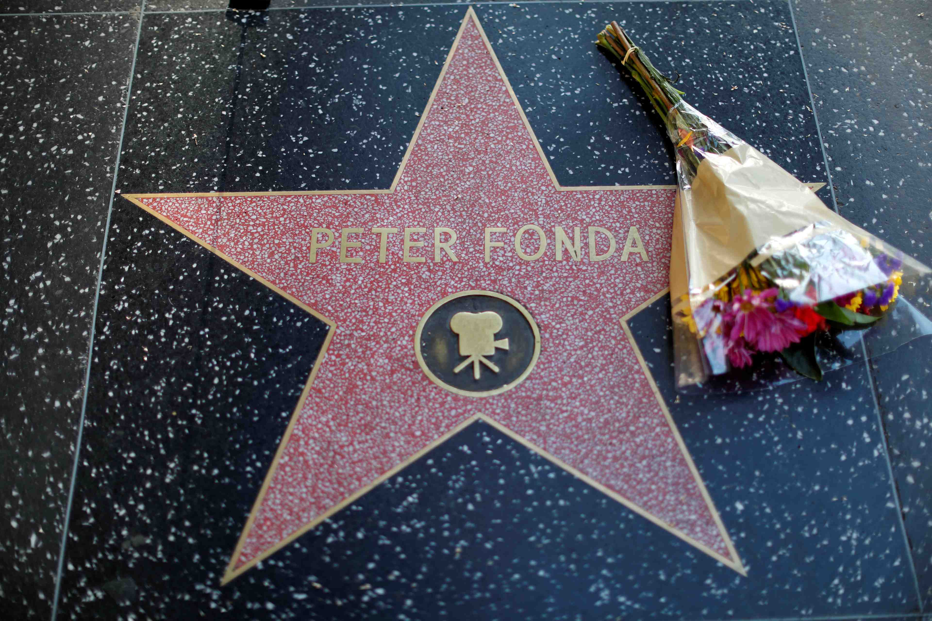 Deces de l'acteur americain peter fonda a l'age de 79 ans