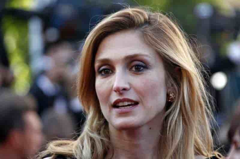 L'actrice Julie Gayet présente à la cérémonie des César