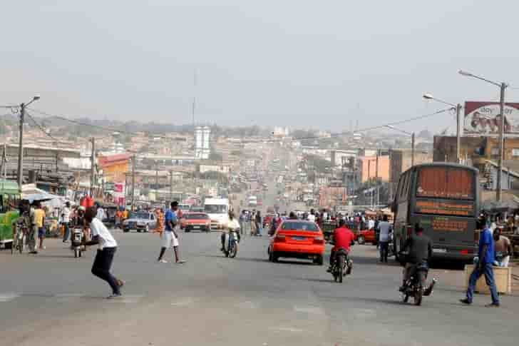 Des ex-rebelles bloquent un acces a bouake en cote d'ivoire