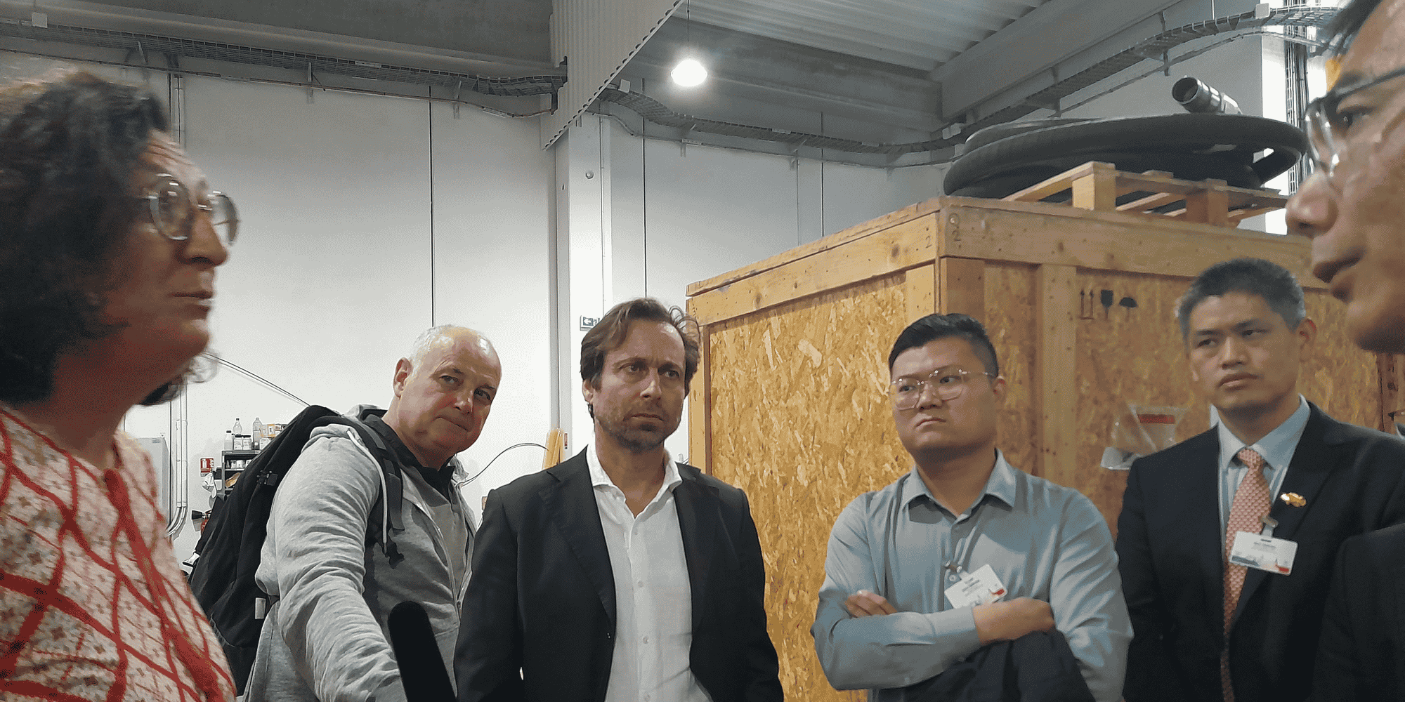 Le 28 avril 2023, une délégation composée de cadres du Département du commerce, d'entrepreneurs et chefs d'industrie originaires de la province chinoise de Hainan était en visite à Lunel, notamment dans l'entreprise Bio-UV.