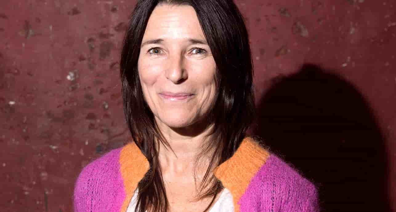 Lilo Baur est comédienne et metteuse en scène.