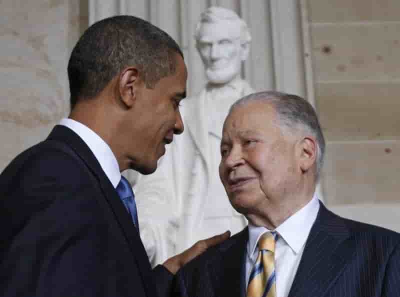 Deces d'edward brooke, premier noir elu au senat americain