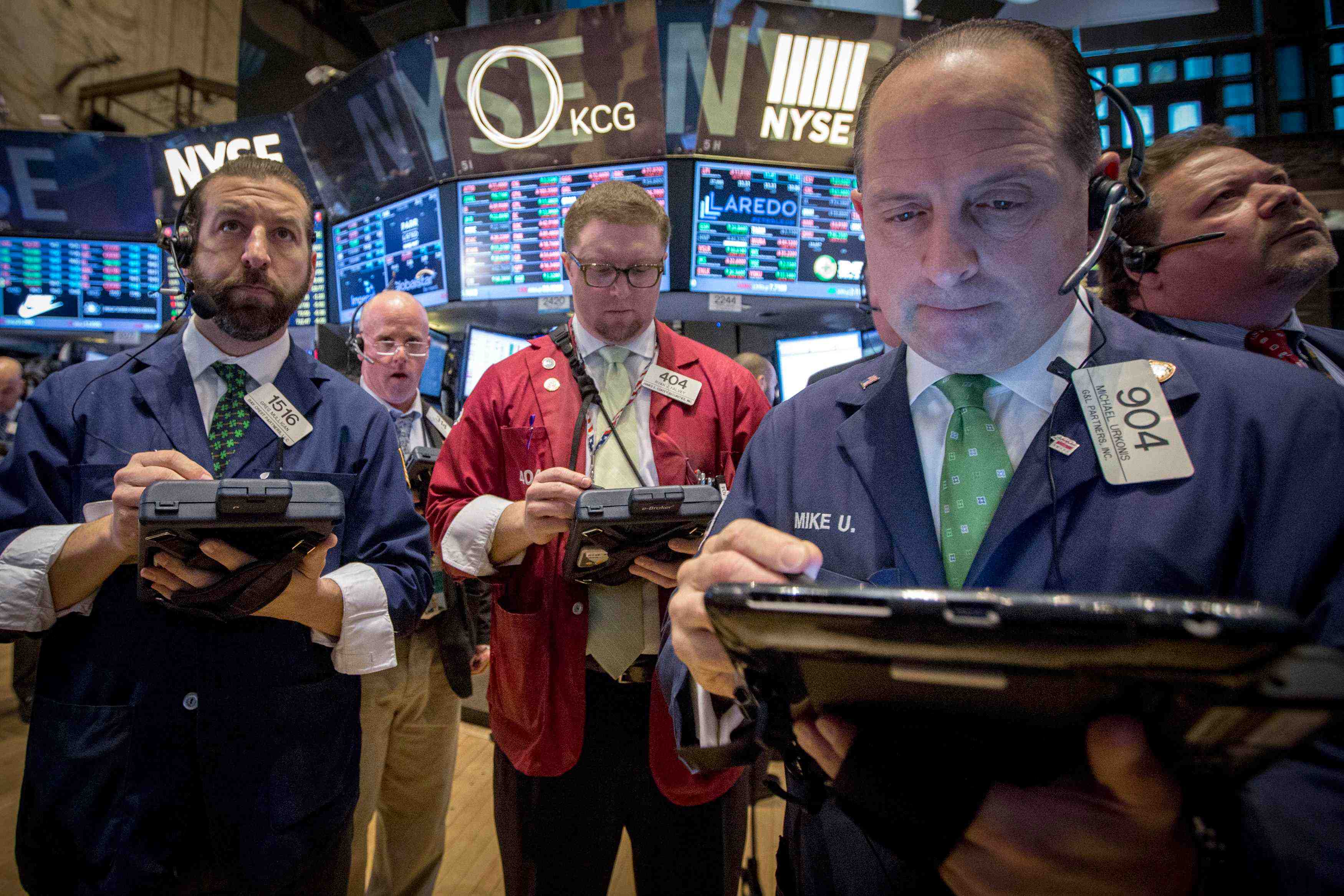 Wall street termine en ordre disperse