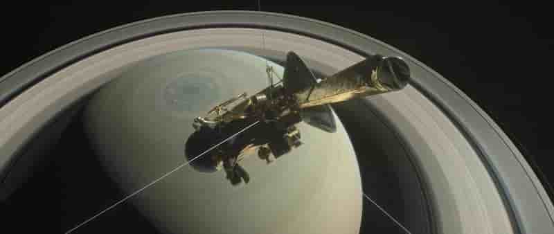 Le "suicide" de la sonde cassini sur saturne