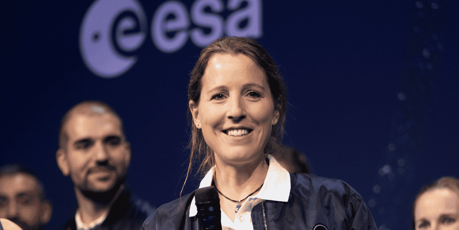 largeur, Sophie Adenot, ingénieure, astronaute, lieutenante-colonelle de l'Armée de l'air et de l'espace,