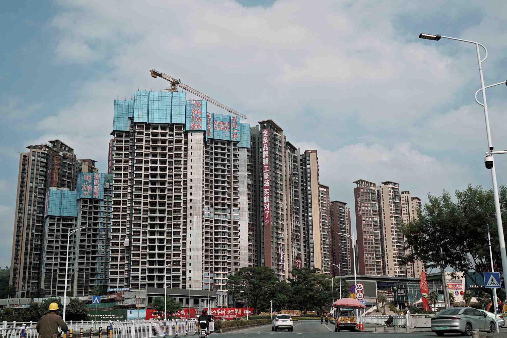 Des immeubles residentiels en construction a huizhou en chine