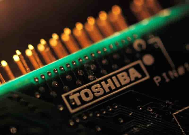 Toshiba decide de scinder son activite puces memoire