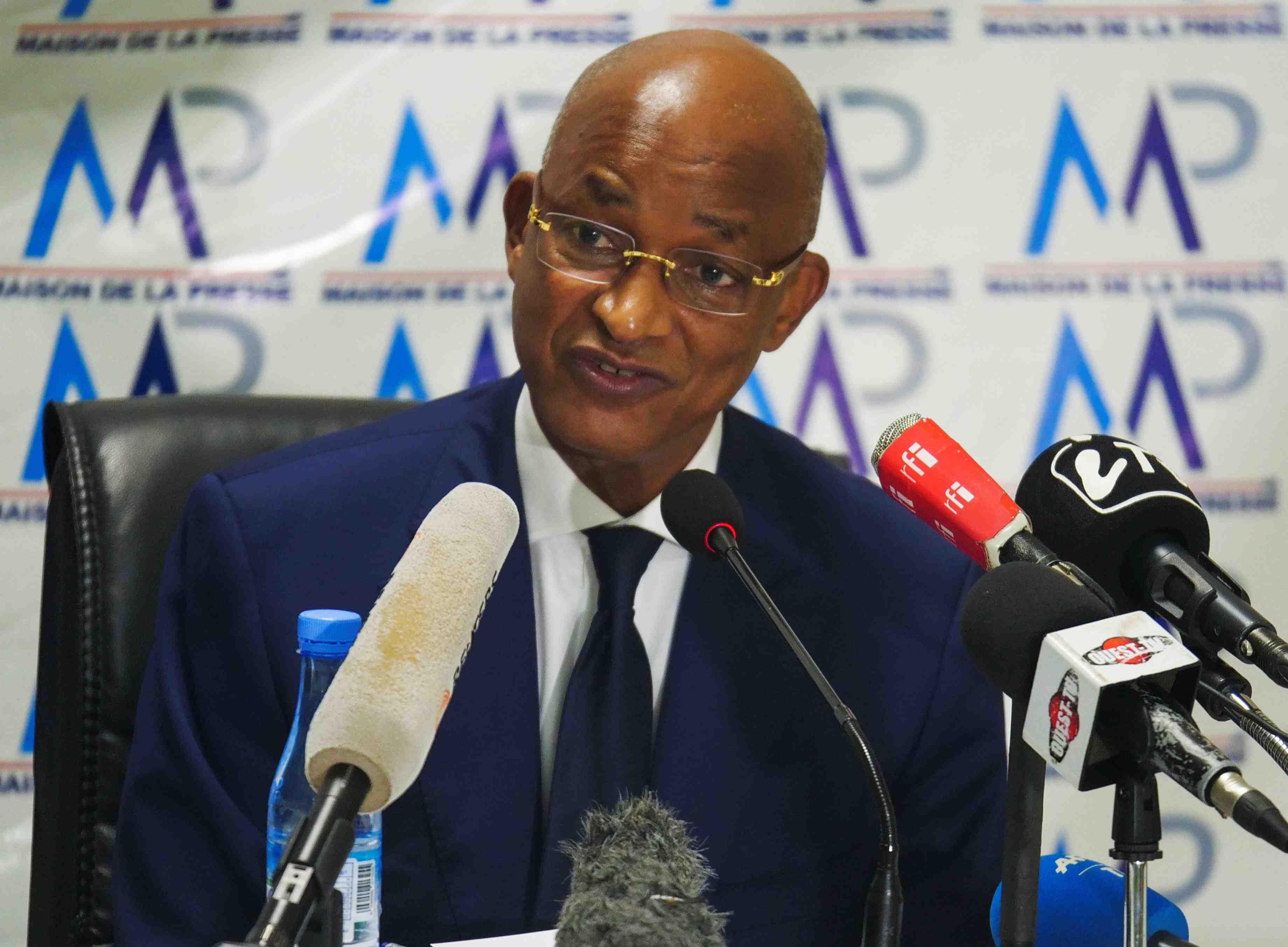 L'opposant cellou dalein diallo revendique la victoire en guinee