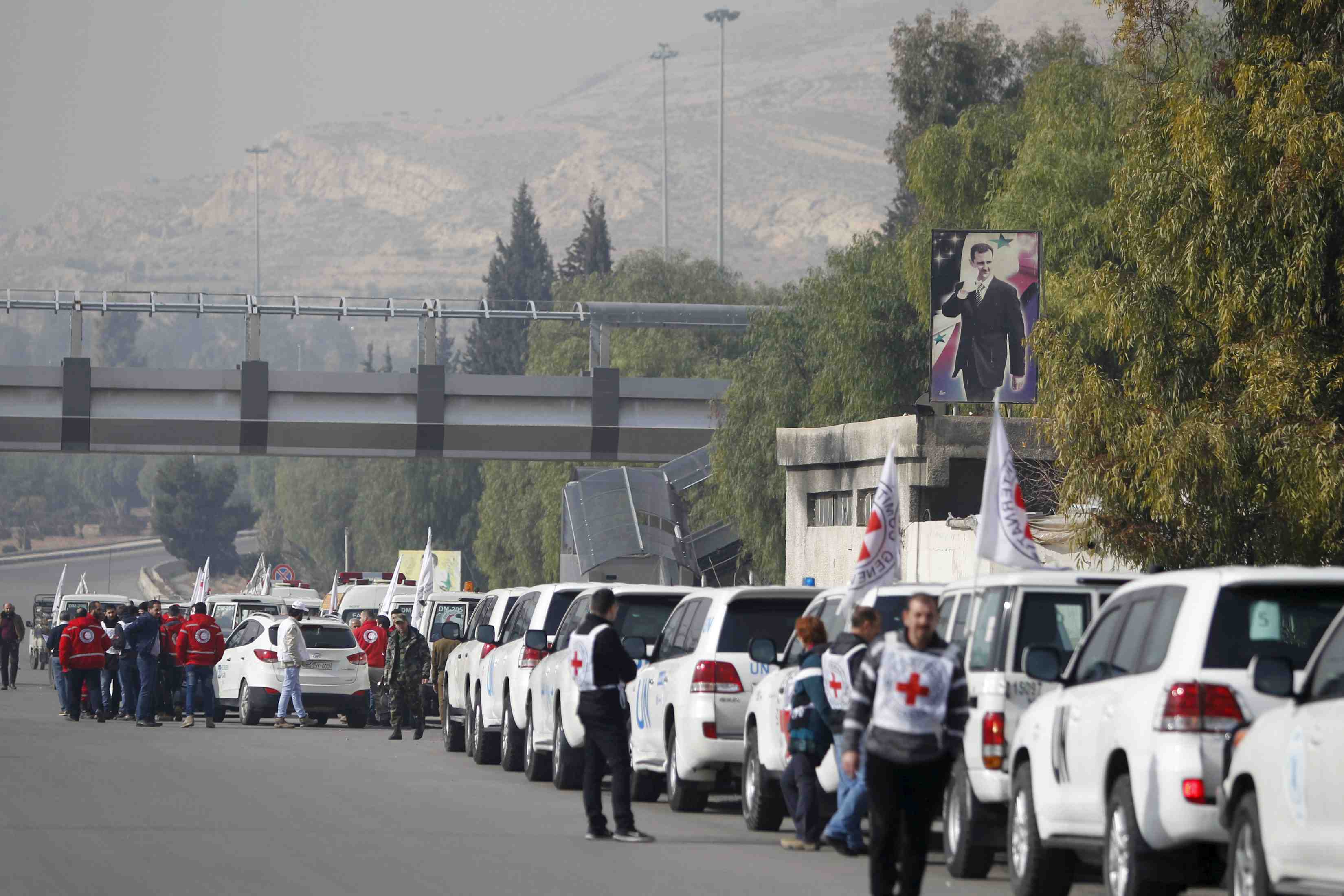 Un convoi d'aide humanitaire se dirige vers la ville syrienne de madaya