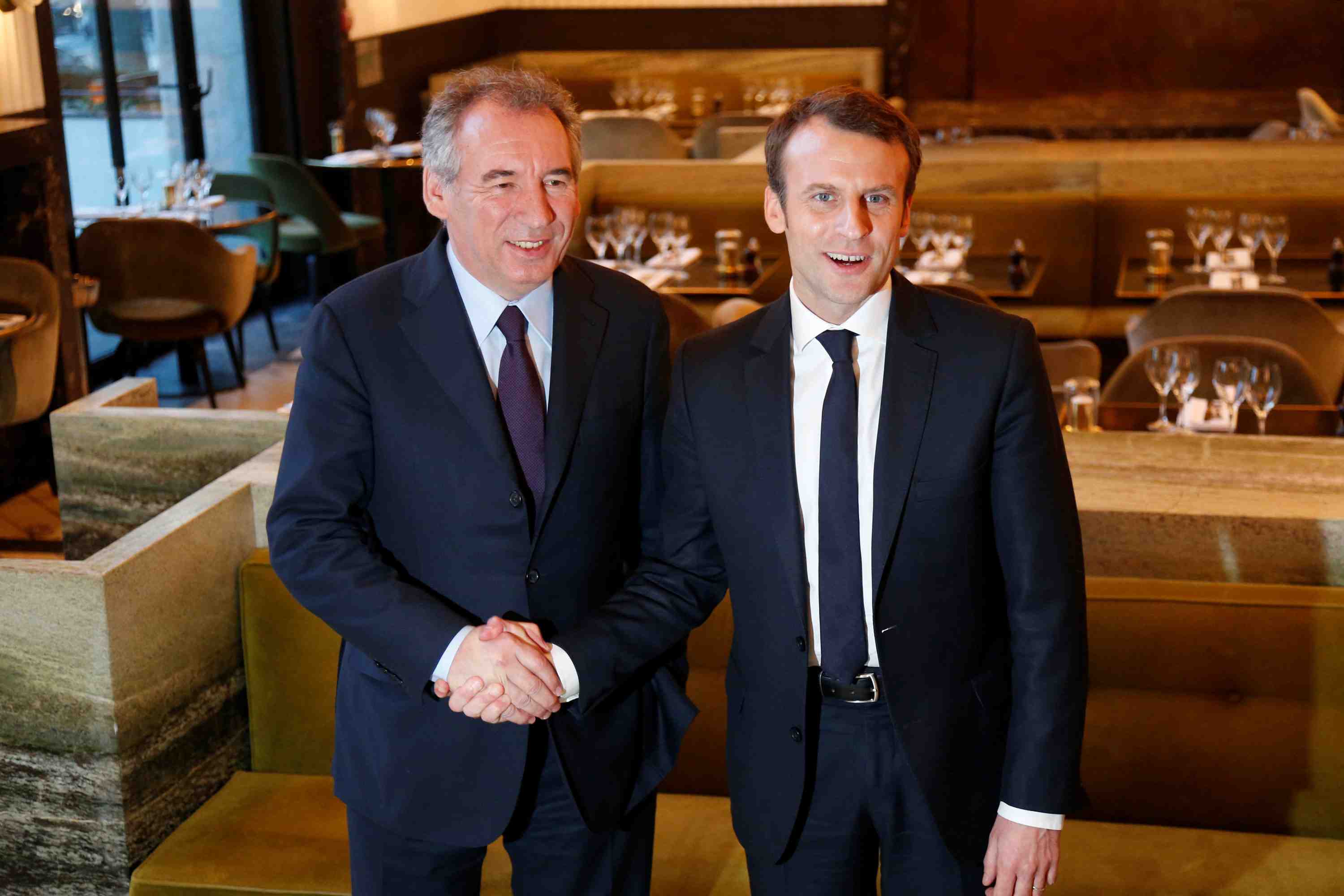 Macron et bayrou contre l'hegemonisme politique et le fn