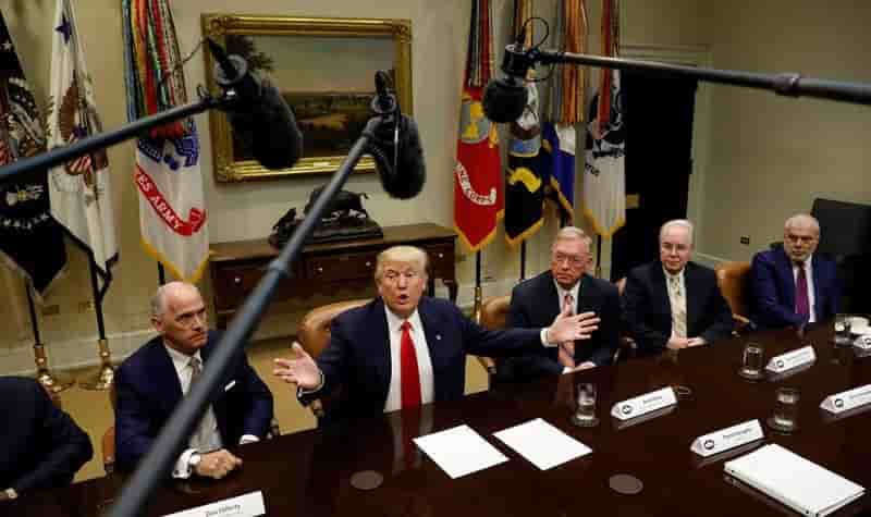 Trump admet des problemes de communication