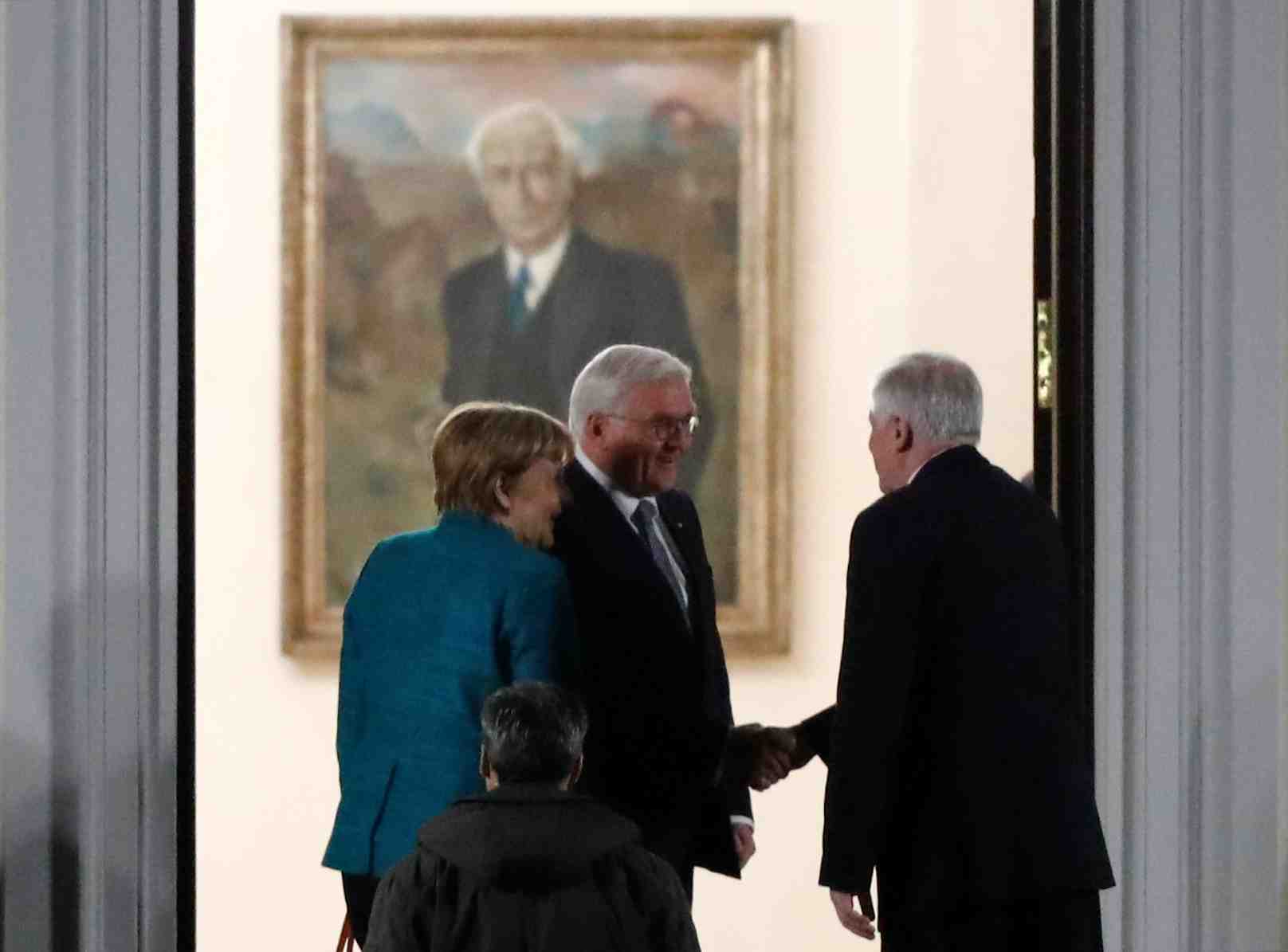 Cdu et spd d'accord pour entamer des discussions exploratoires