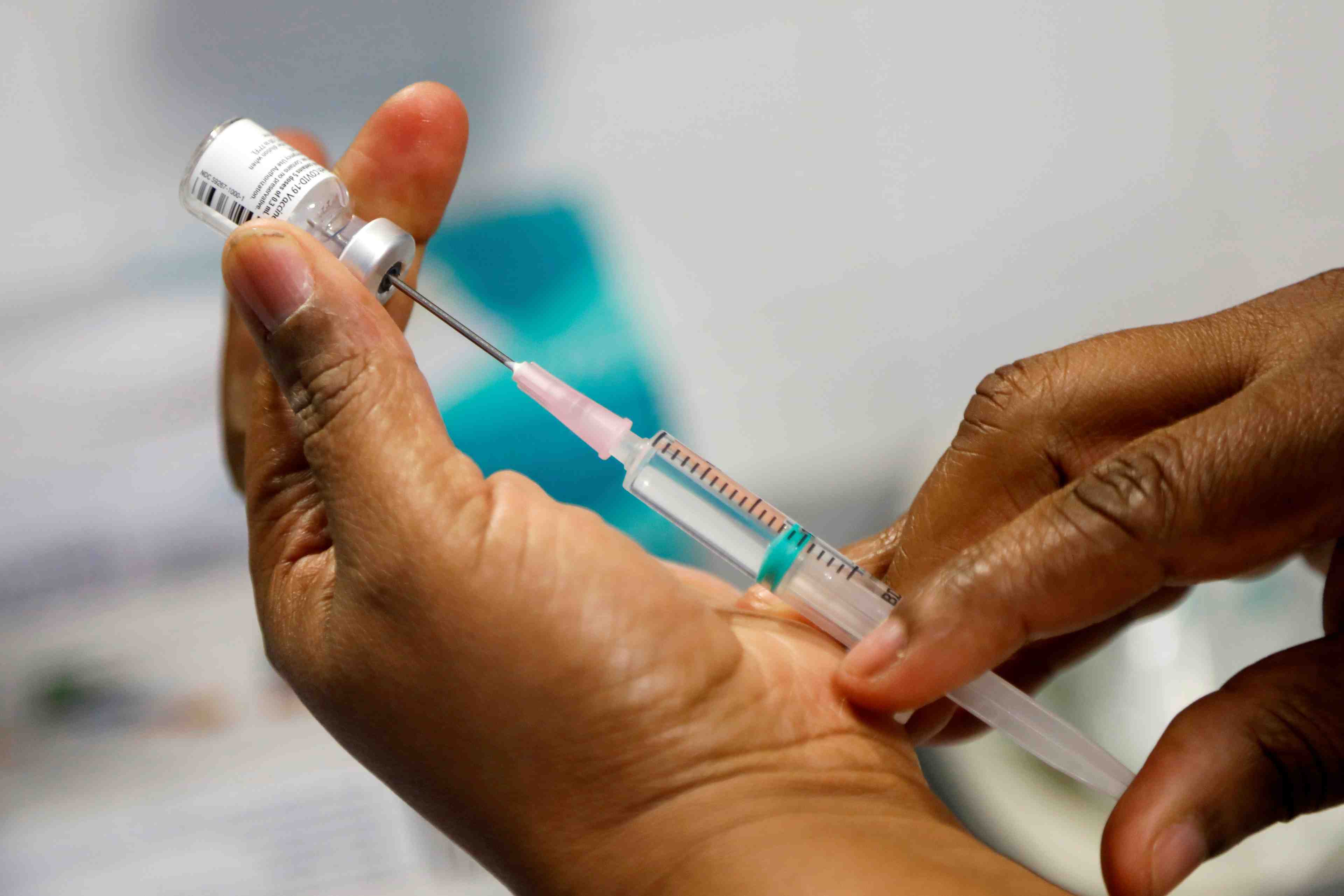 Le gouvernement entend accelerer la campagne vaccinale contre le covid-19