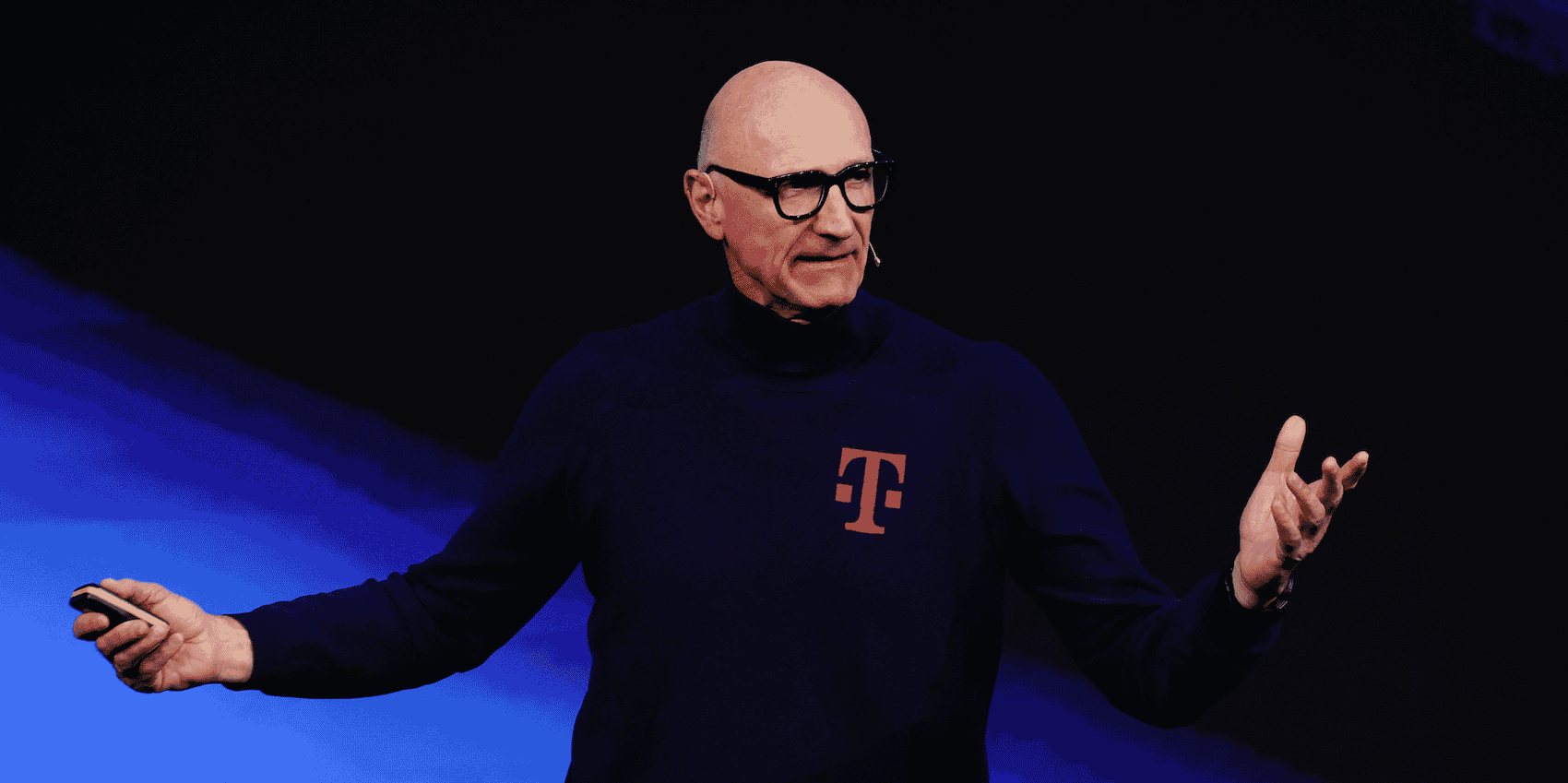 Timotheus Höttges, le PDG de Deutsche Telekom, râle contre la régulation européenne des télécoms. « Quand va-t-on en finir avec ce bazar ? », a-t-il canardé ce lundi, au salon du mobile de Barcelone.