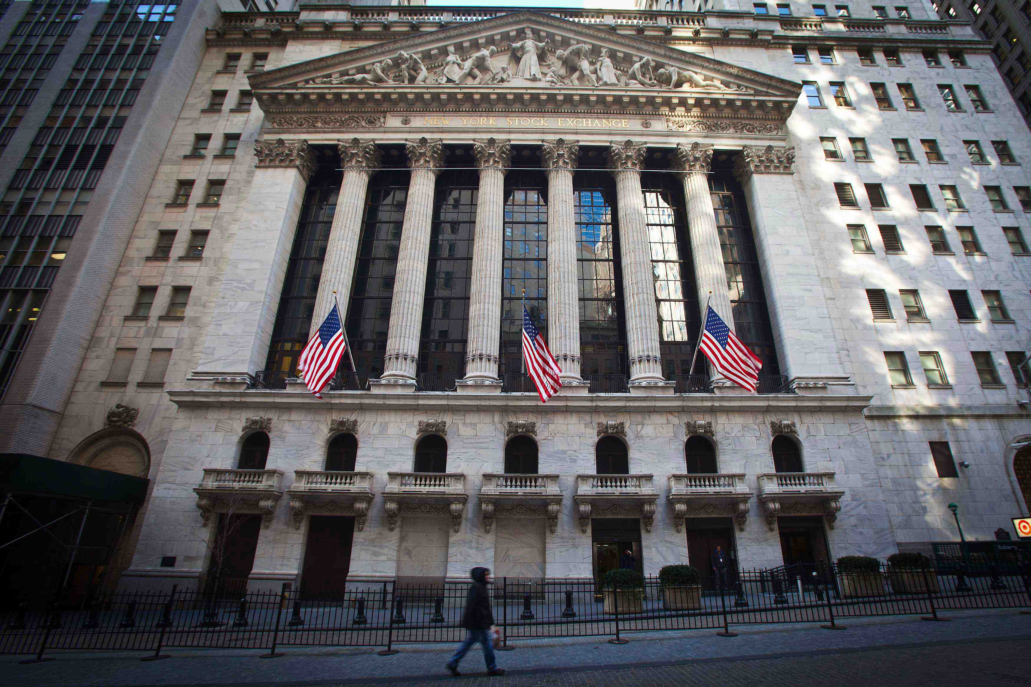 Les marches americains hesitants apres les annonces de la bce