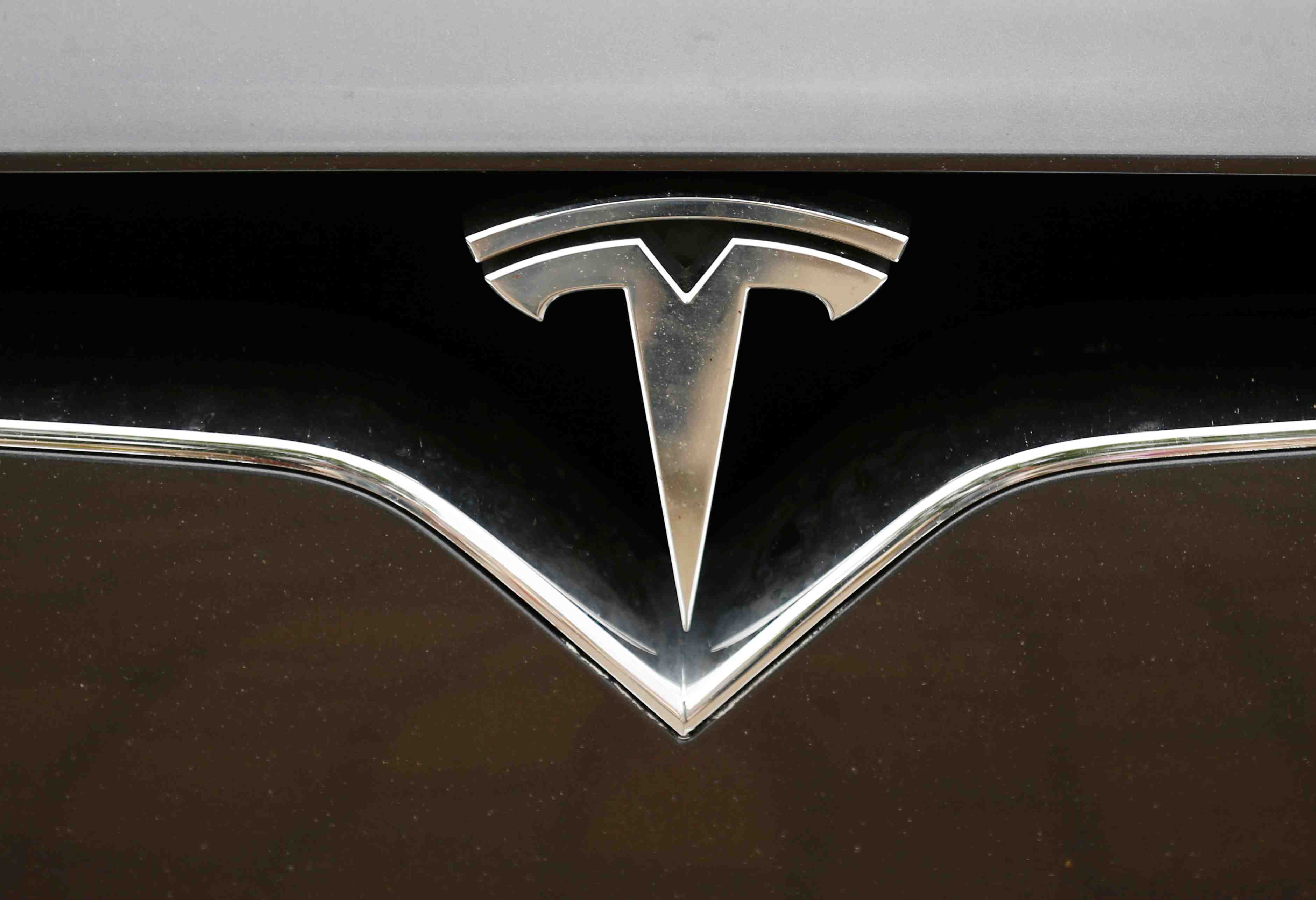 Les resultats de tesla decoivent, le titre plonge